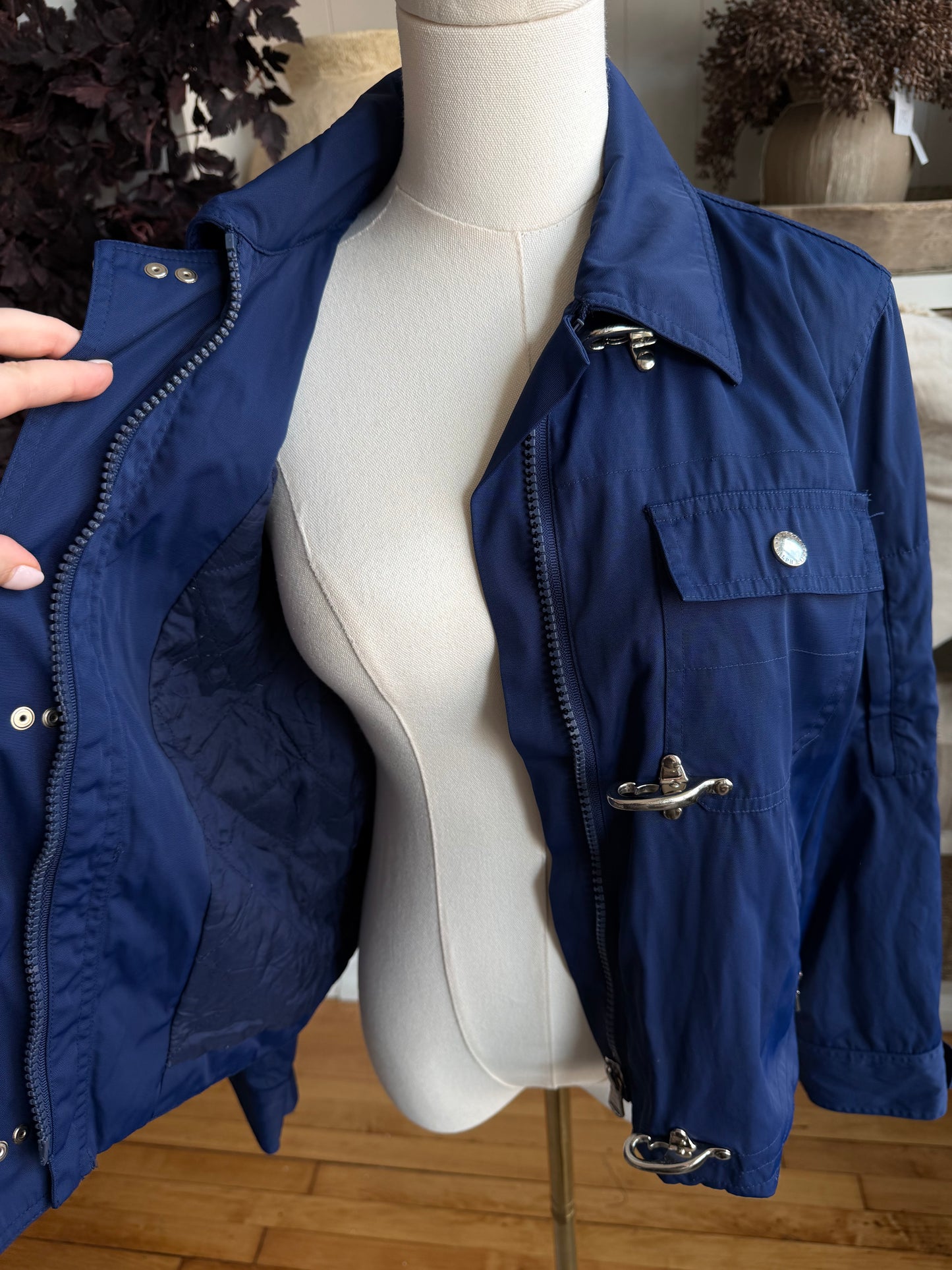 00s Lauren Ralph Lauren blue nylon insulated jacket. Fits XXS-S