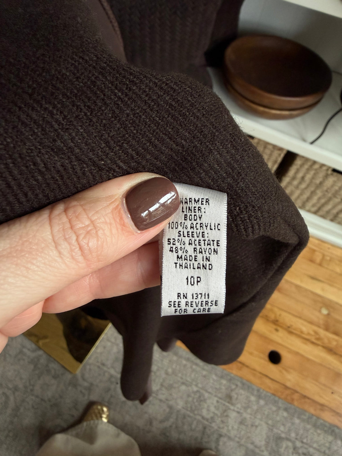 90s Valerie Stevens Petites brown trench. Fits S-L petite