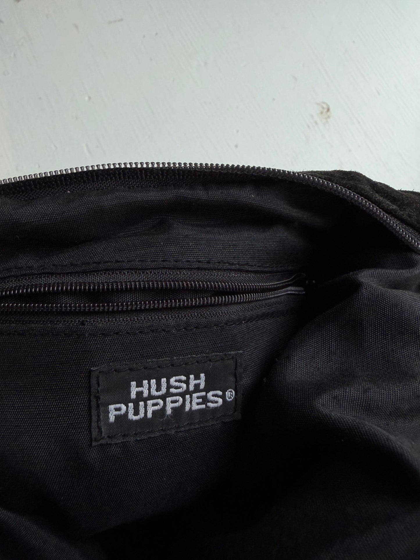90s Hush Puppies black leather and suede shoulder bag
