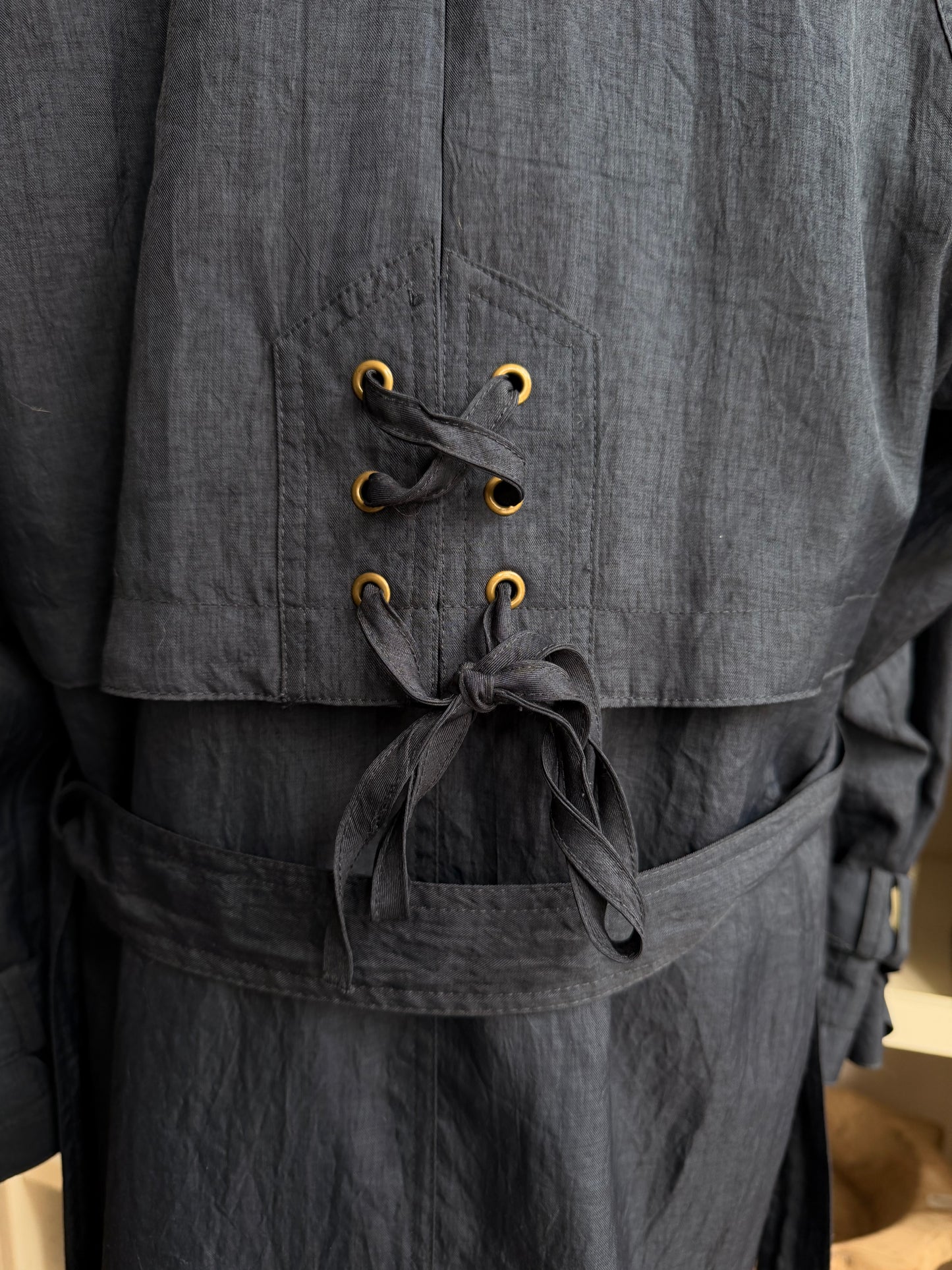 90s Club 5’4’ Petite navy light weight trench.