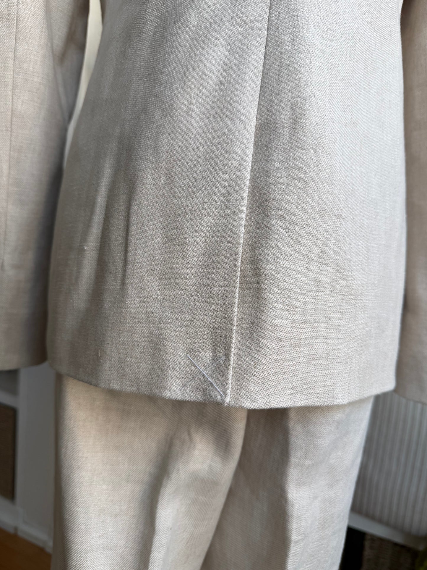 JCrew Carolina flare stretch linen blend and matching blazer. Pants in an 8 and jacket in a 10 (jacket runs small). NWT