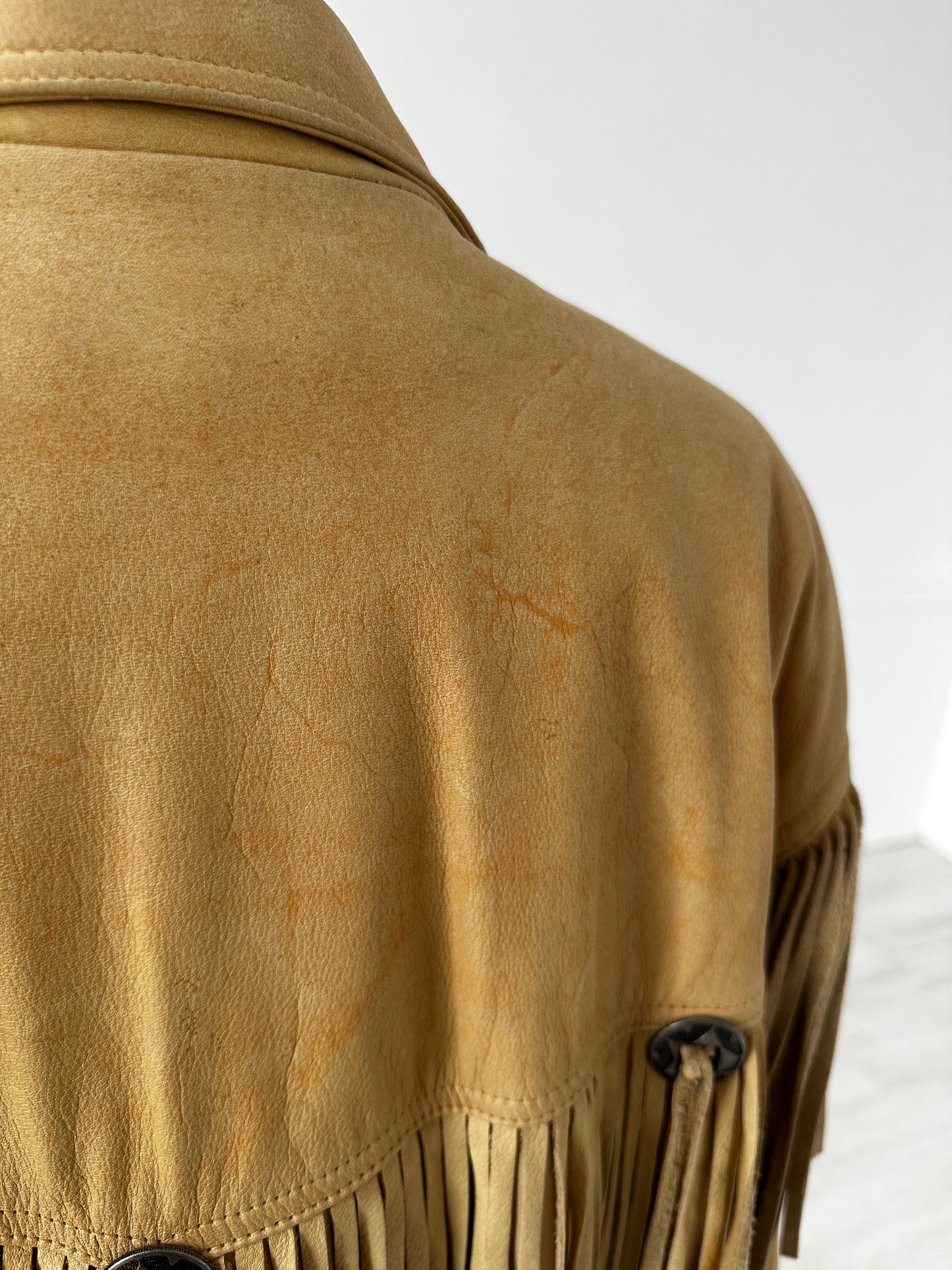 90s Adventure Bound by Wilson’s suede fringe leather jacket