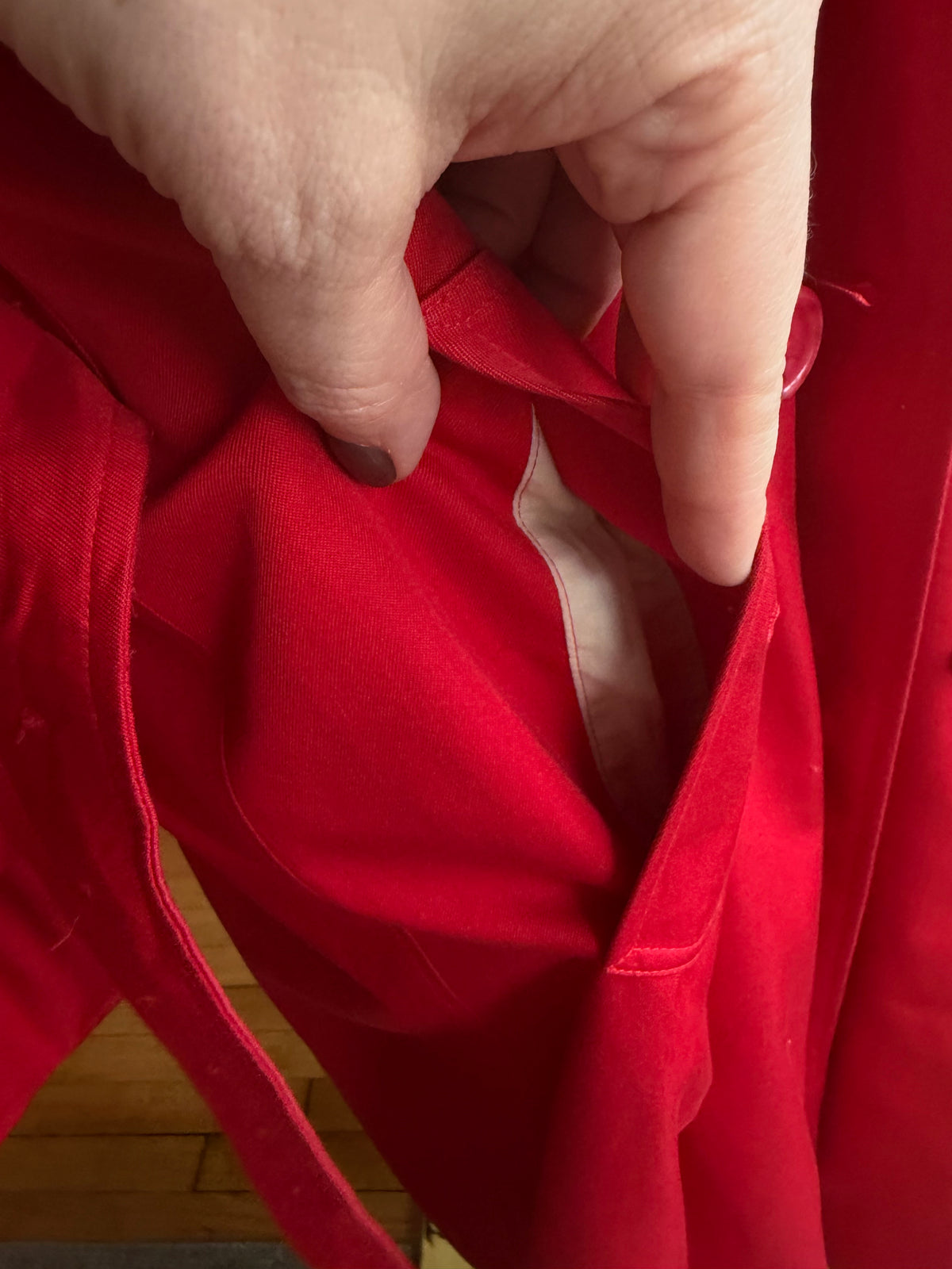 Vintage Red Burberry trench. Fits S-L