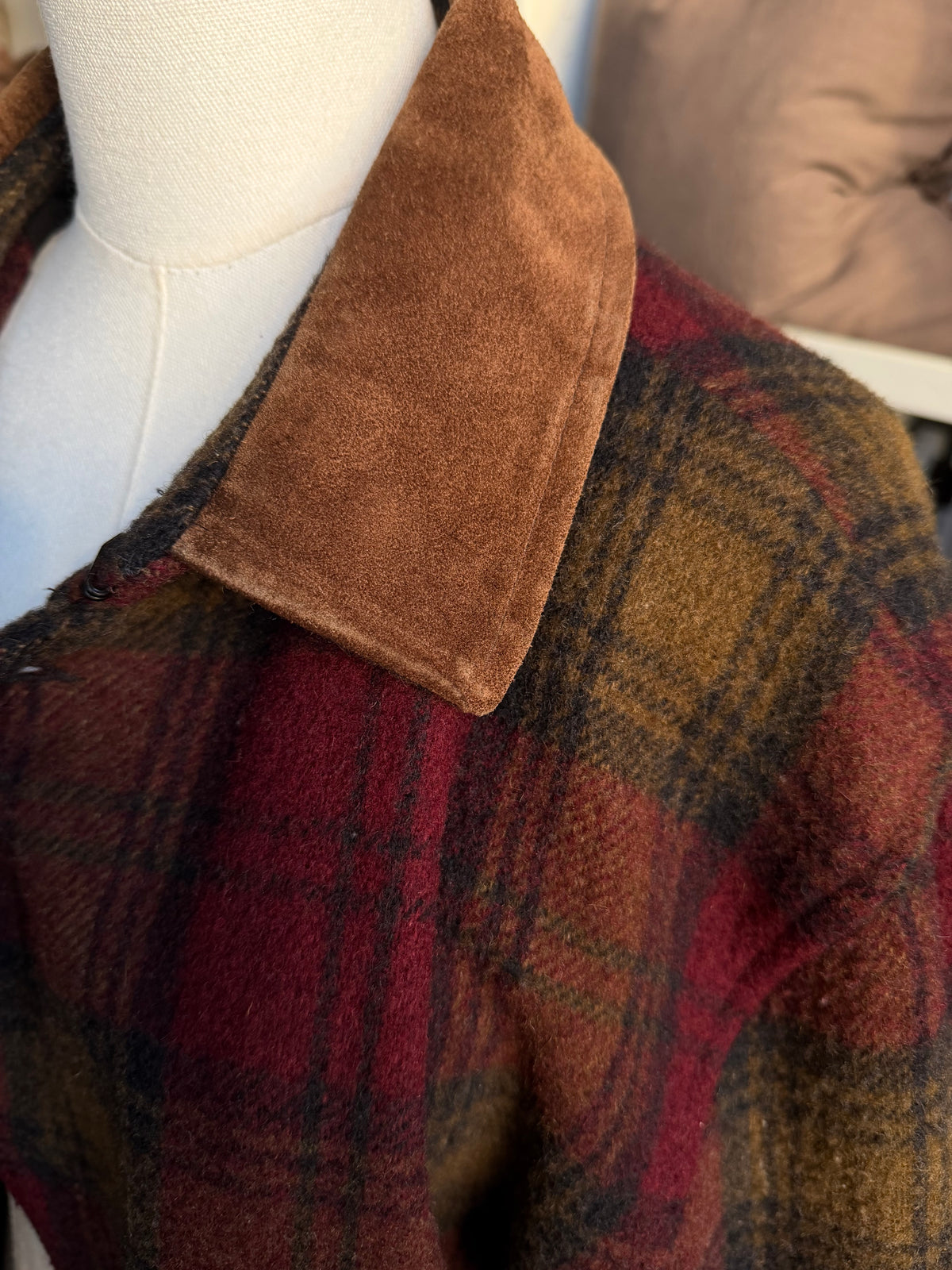 90s J.Crew wool barn coat with suede collar. Made in Canada