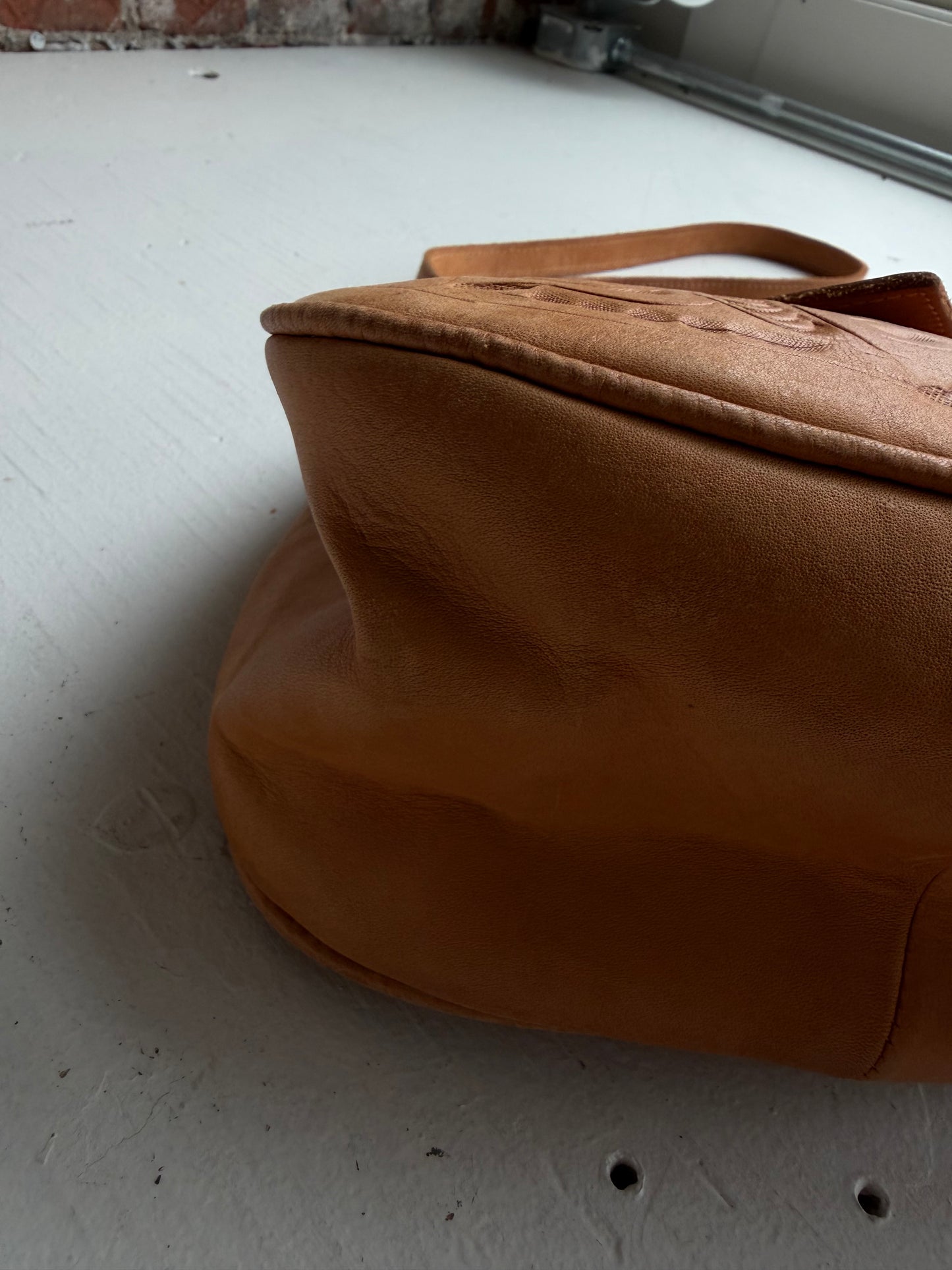 90s Grants Natural tooled leather crossbody bag. Made in Paraguay