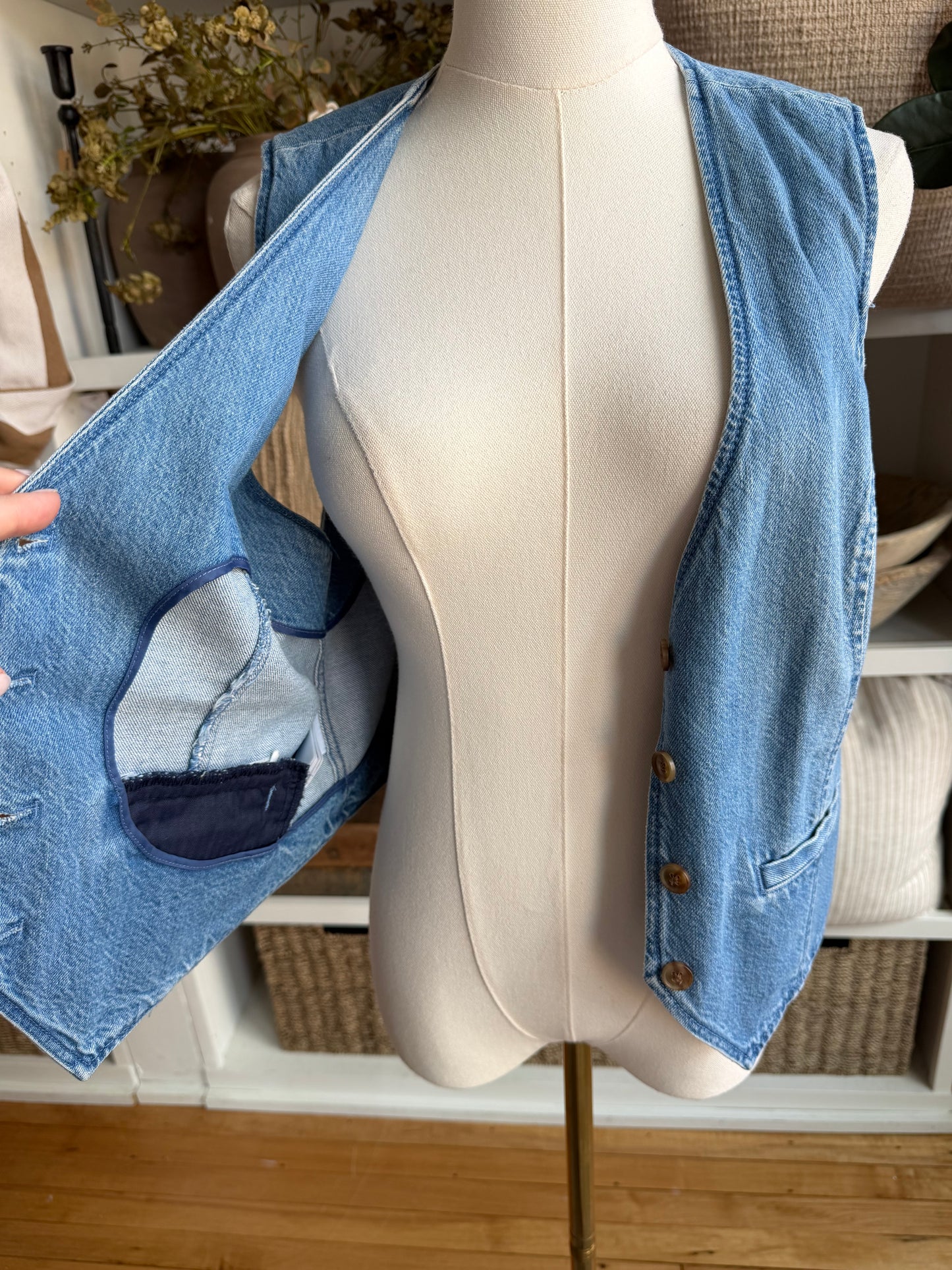Game denim vest. Size Medium