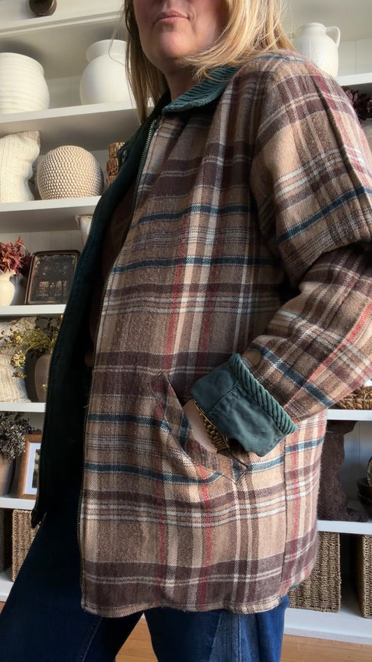90s Brandon Thomas reversible chore coat. Fits XS-M