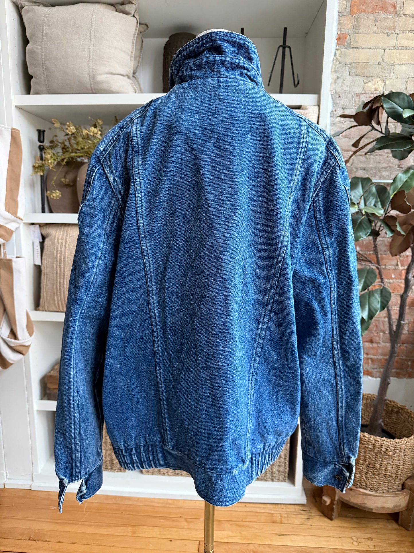 90s Trader’s Bay denim bomber jacket
