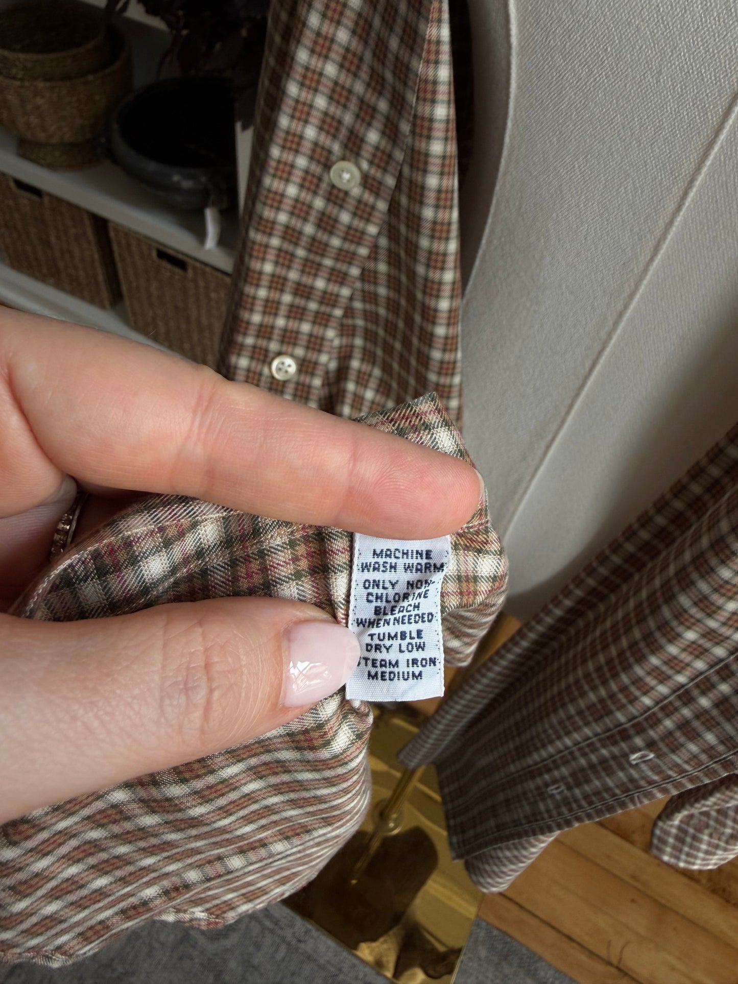 90s Ralph Lauren Yarmouth plaid button down. Fits M-XL