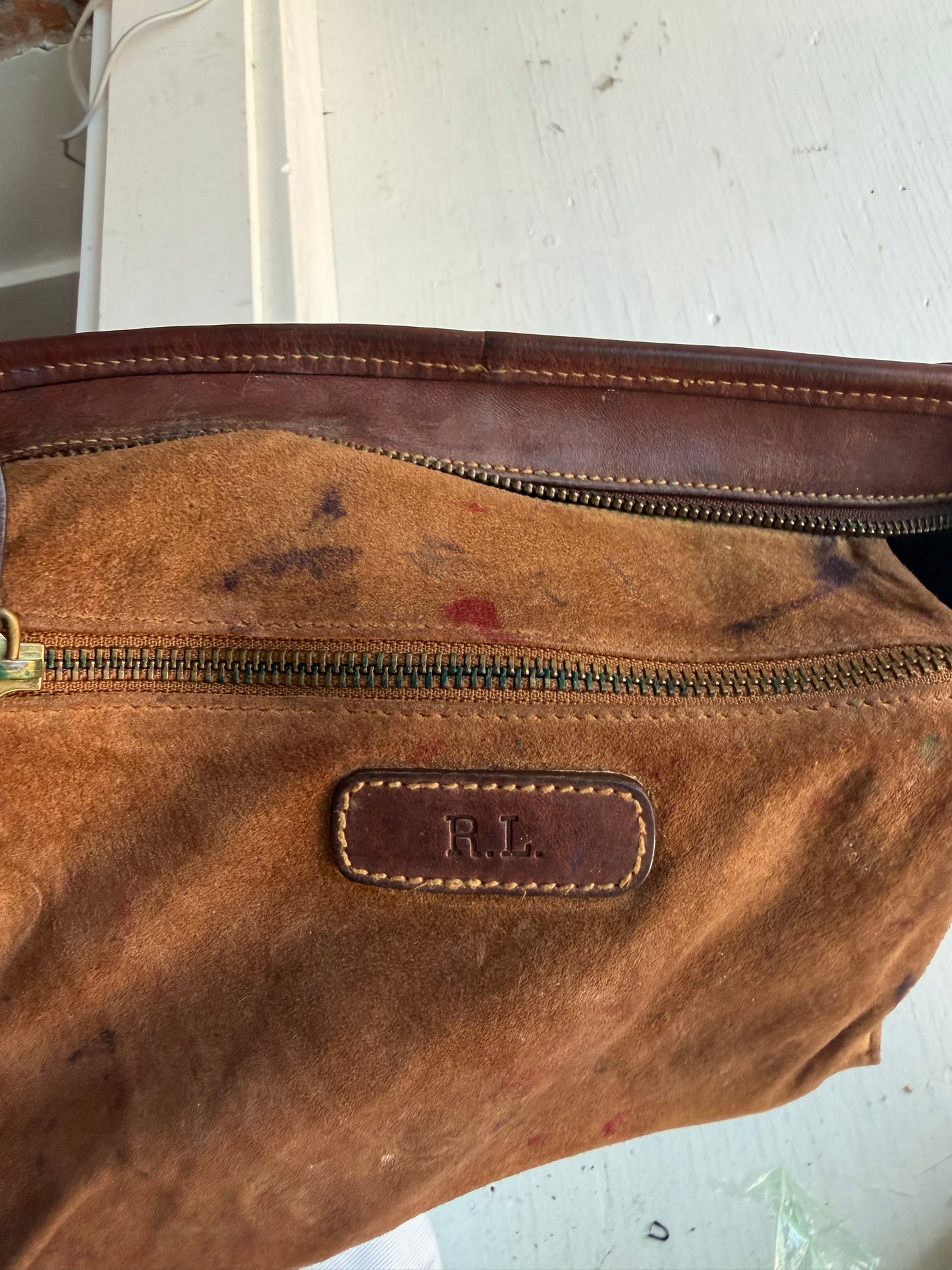 Rare Ralph Lauren leather shoulder bag with brass hook closure