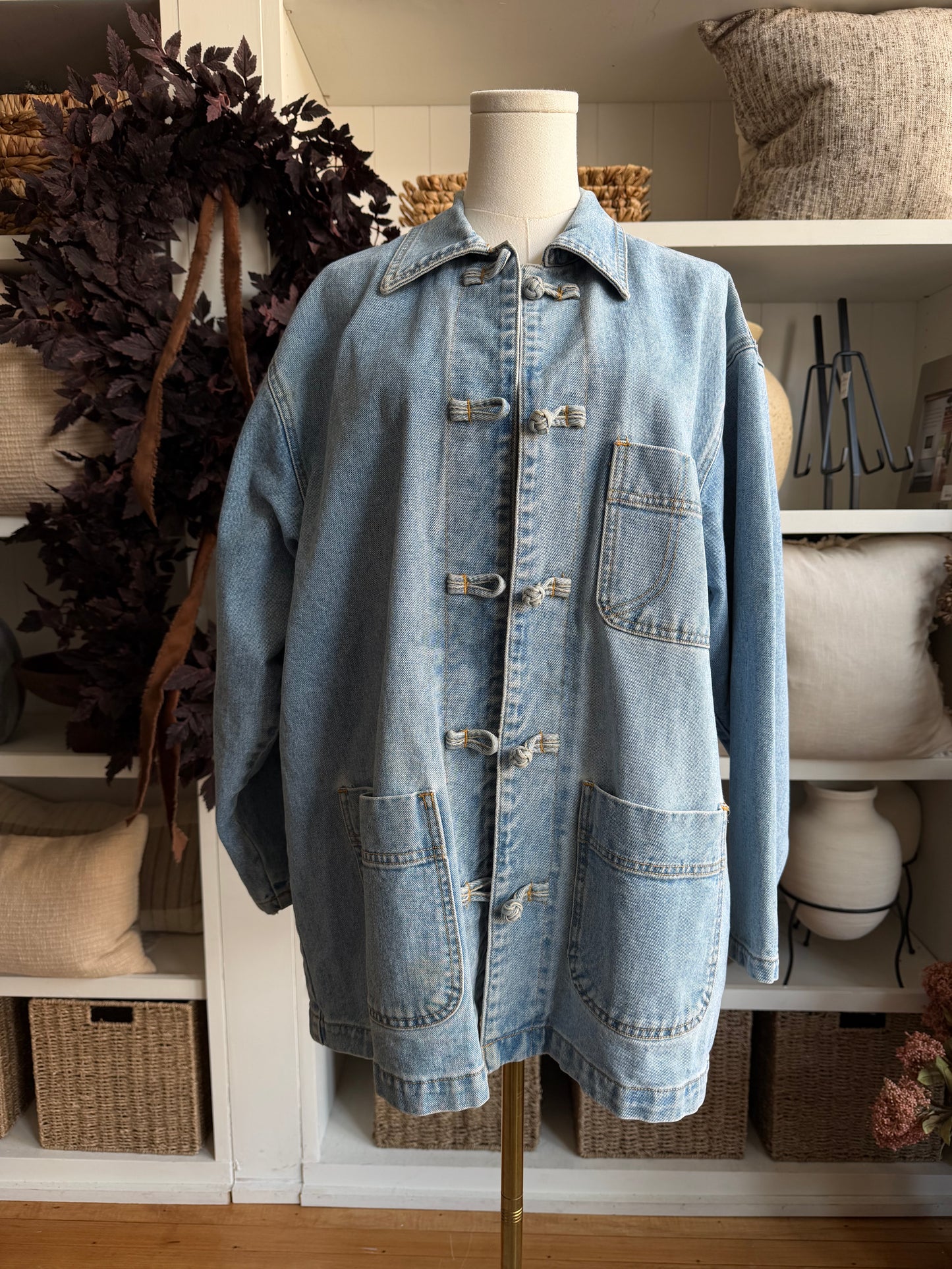 90s Natural Choice Sostanza workwear denim chore coat. Fits S-L