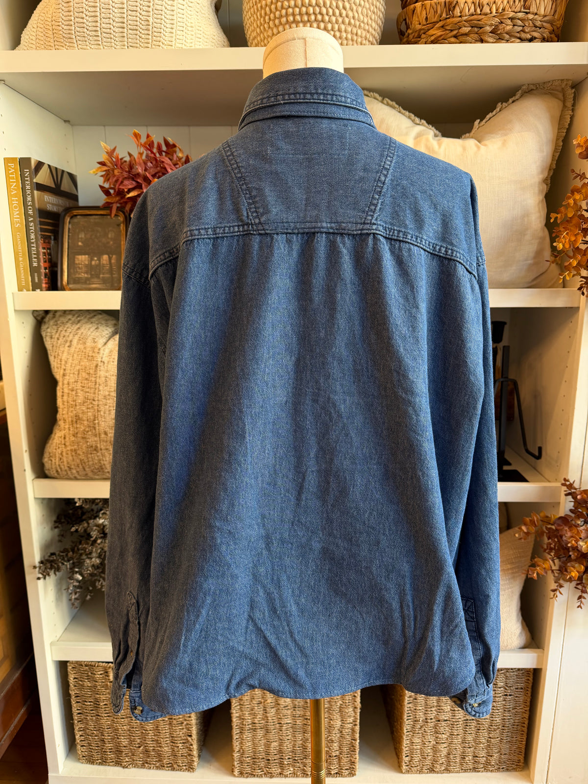 #12 Reworked button down. Fits M-XL