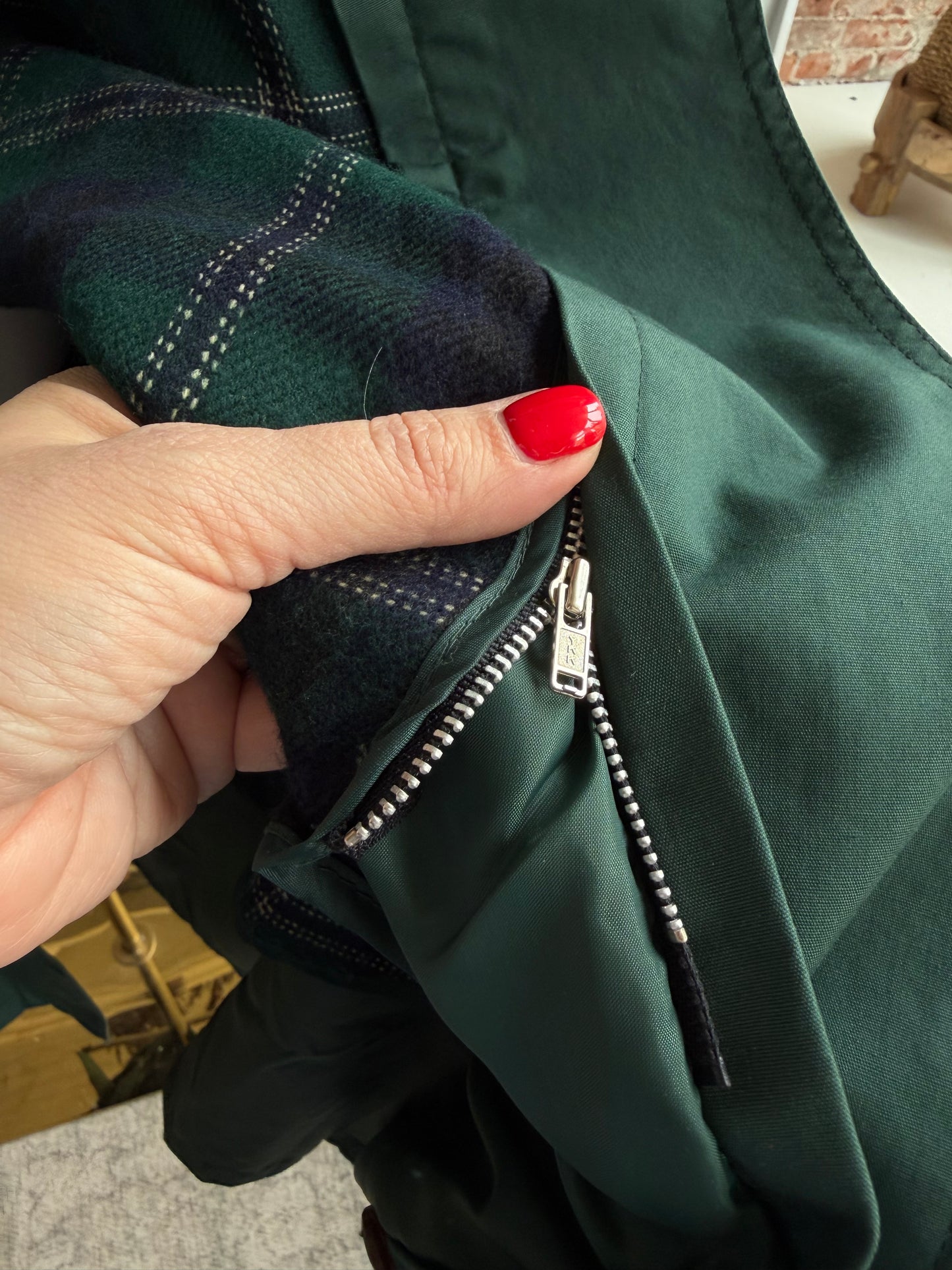 80s Saxton Hall green trench with zip out lining. Includes matching scarf. Made in Korea