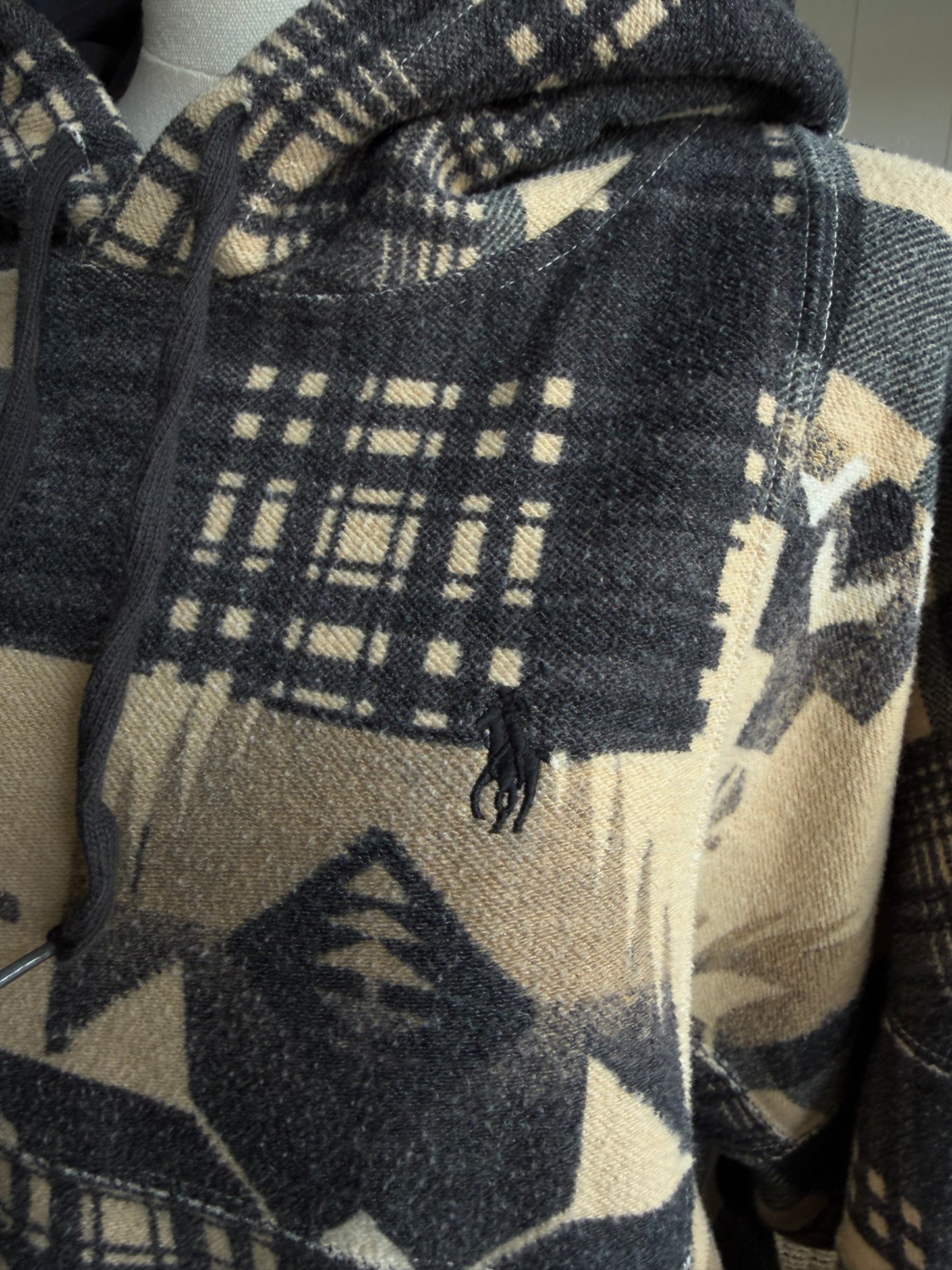 Polo Ralph Lauren heavyweight cotton hoodie. Fits S-L petite