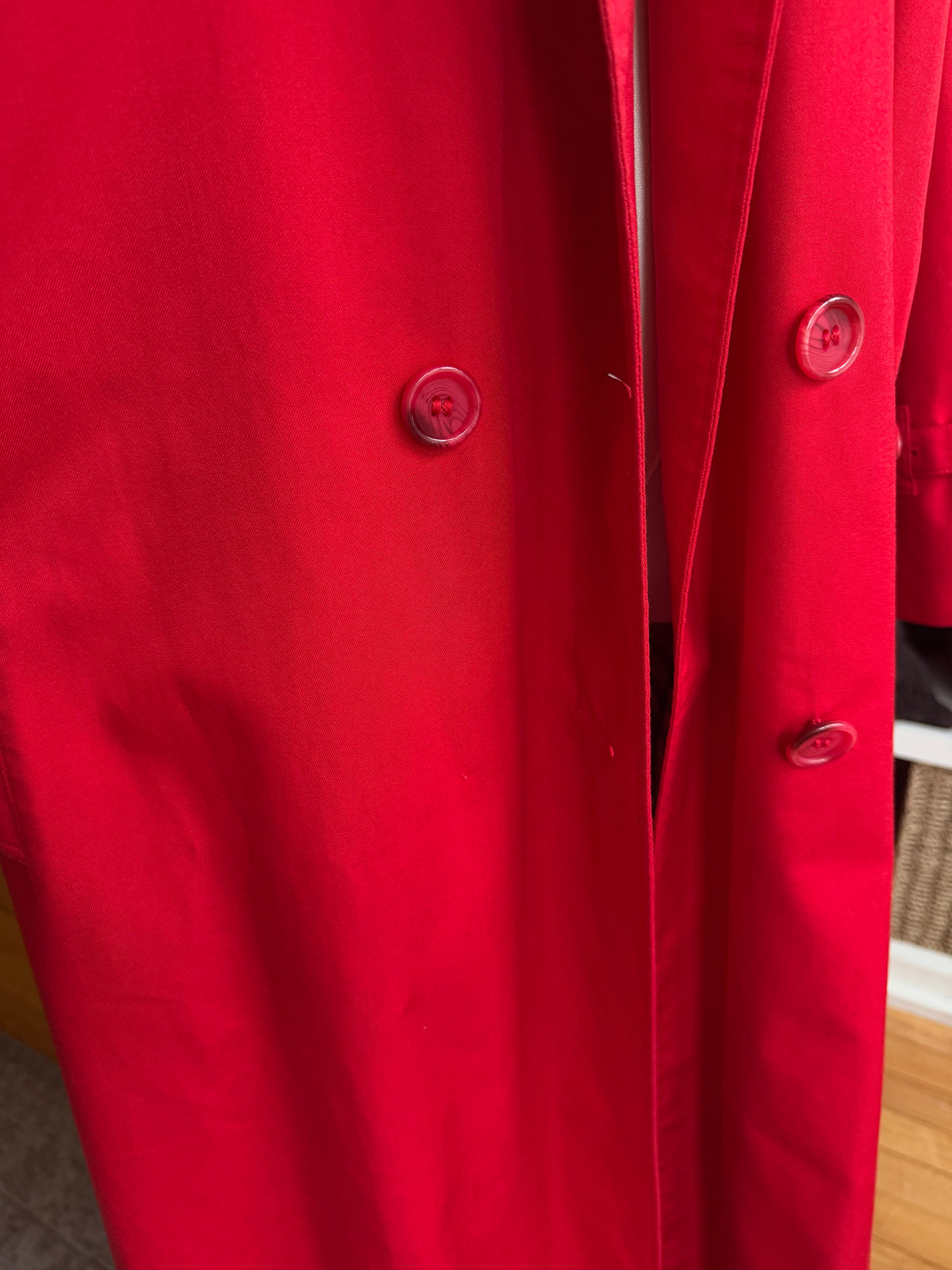 Vintage Red Burberry trench. Fits S-L