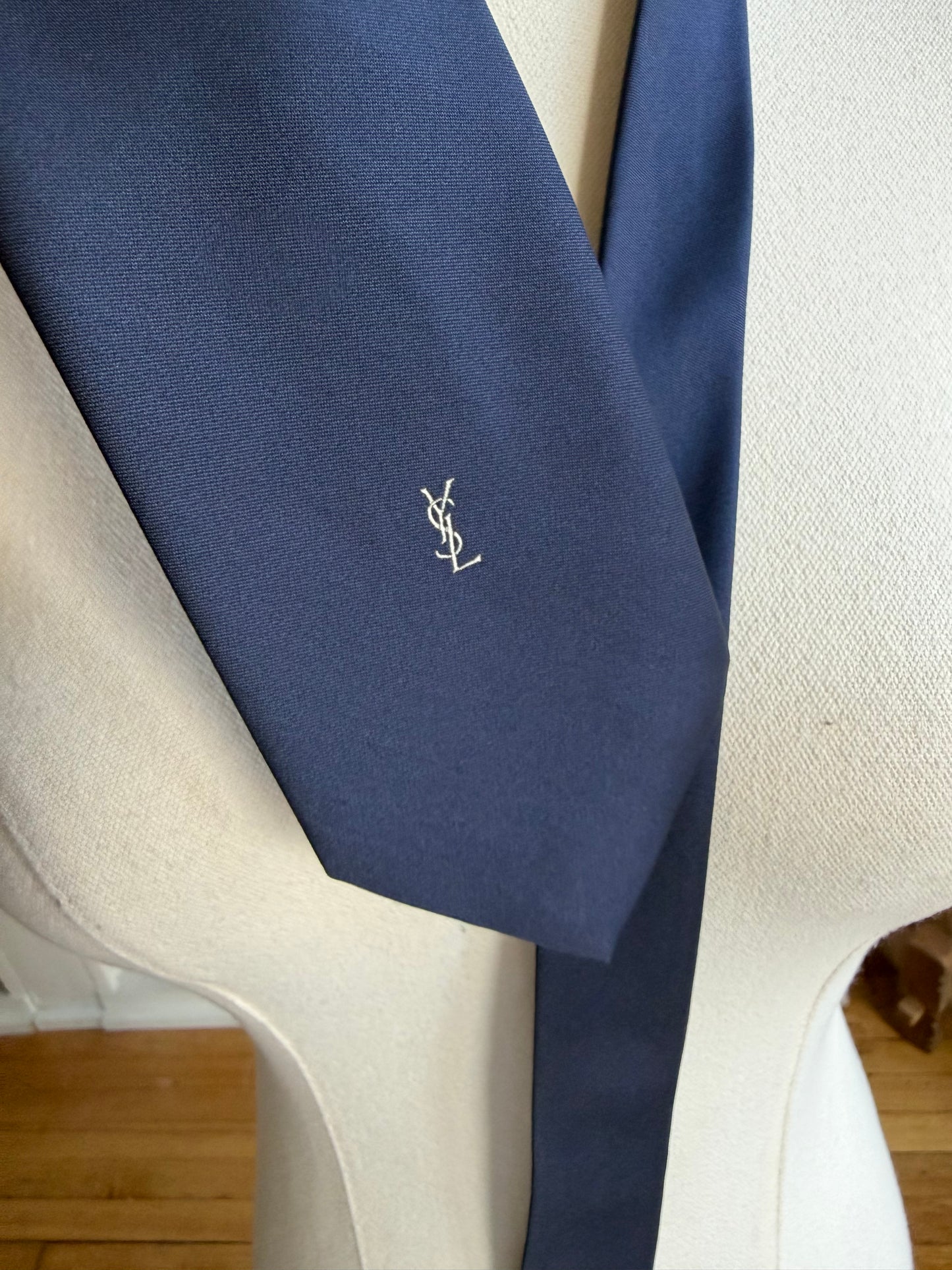 80s YSL navy blue tie