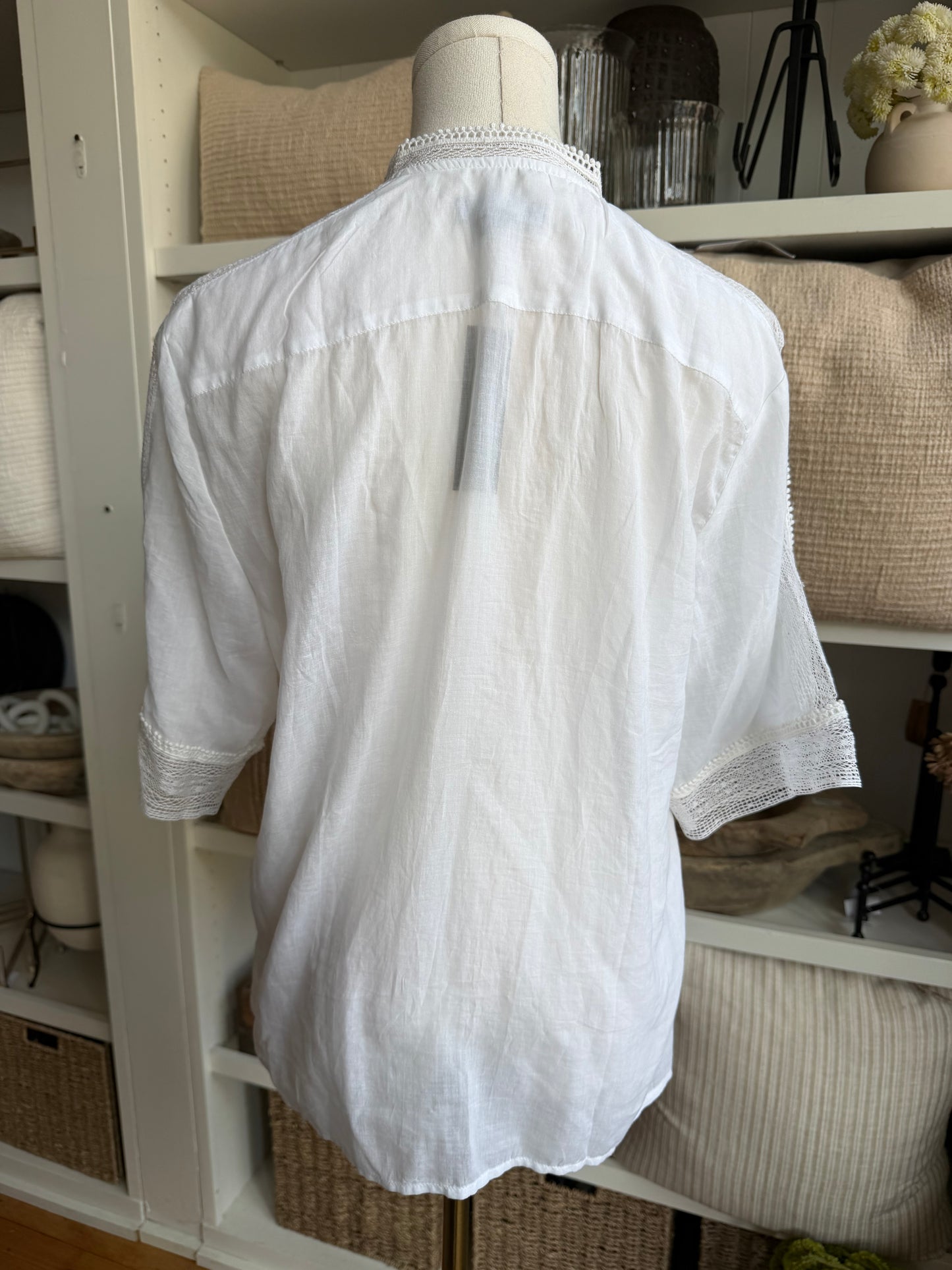 JCrew Embroidered lace trim button up shirt. Size 10. NWT