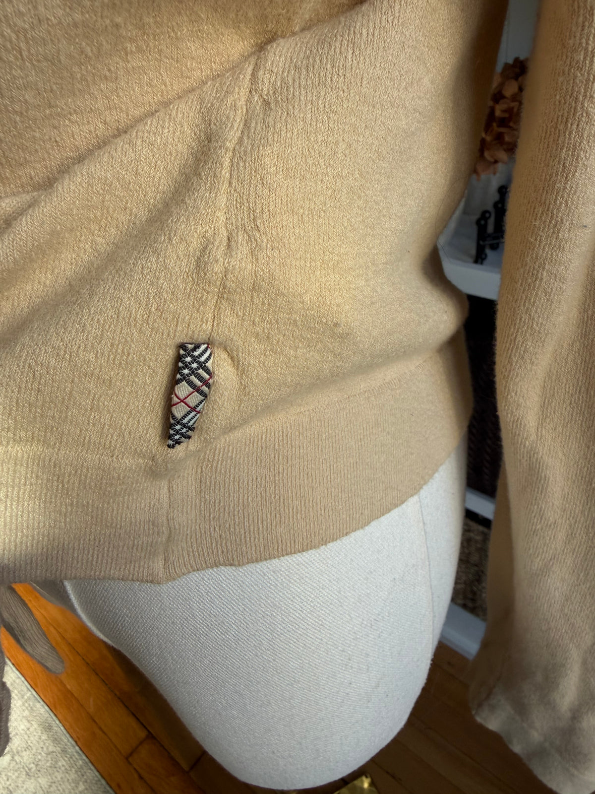 00s Burberry cotton cardigan. Made in Italy