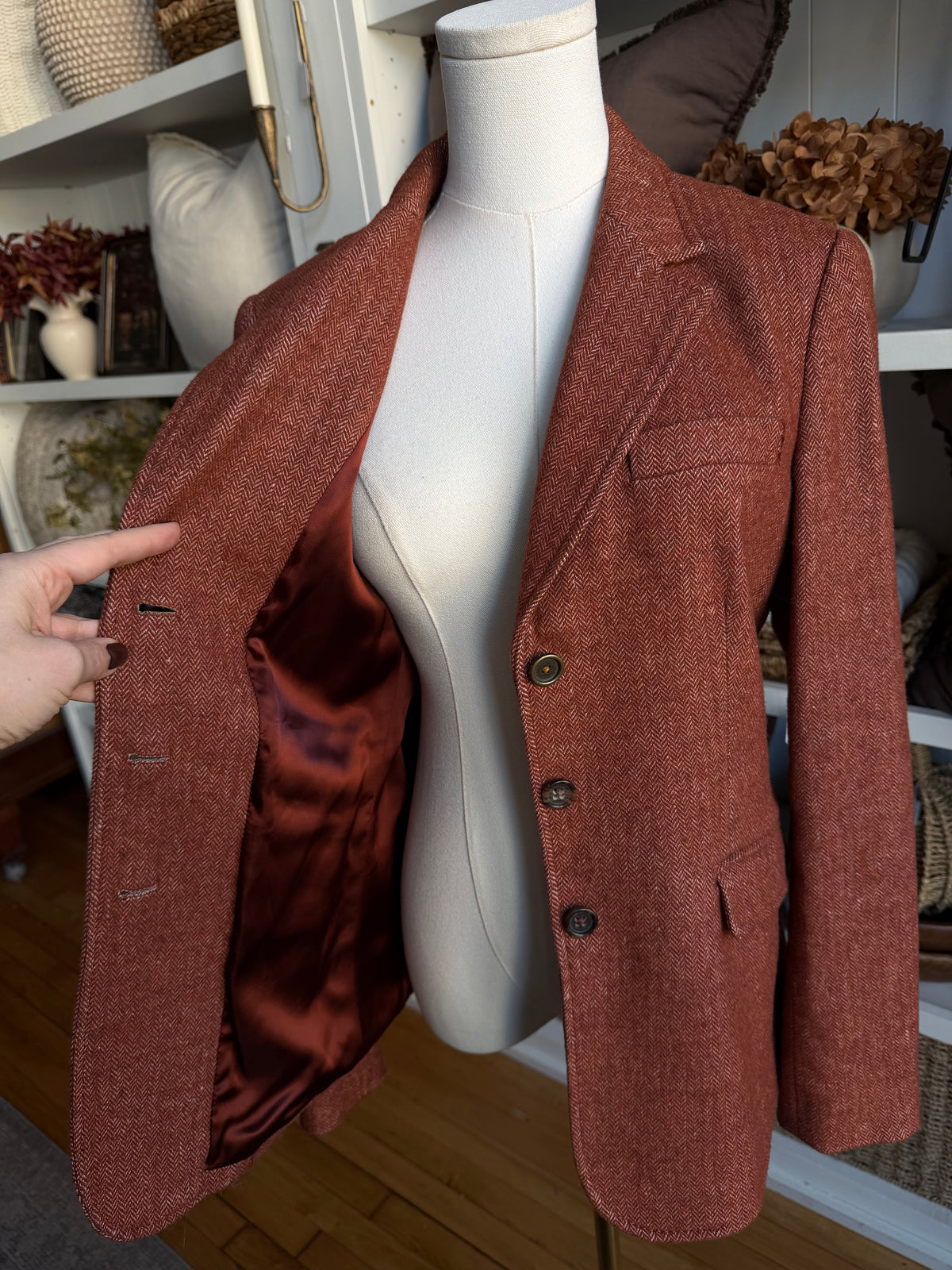 00s Banana Republic tweed blazer with suede elbow patches. Fits XXS-S