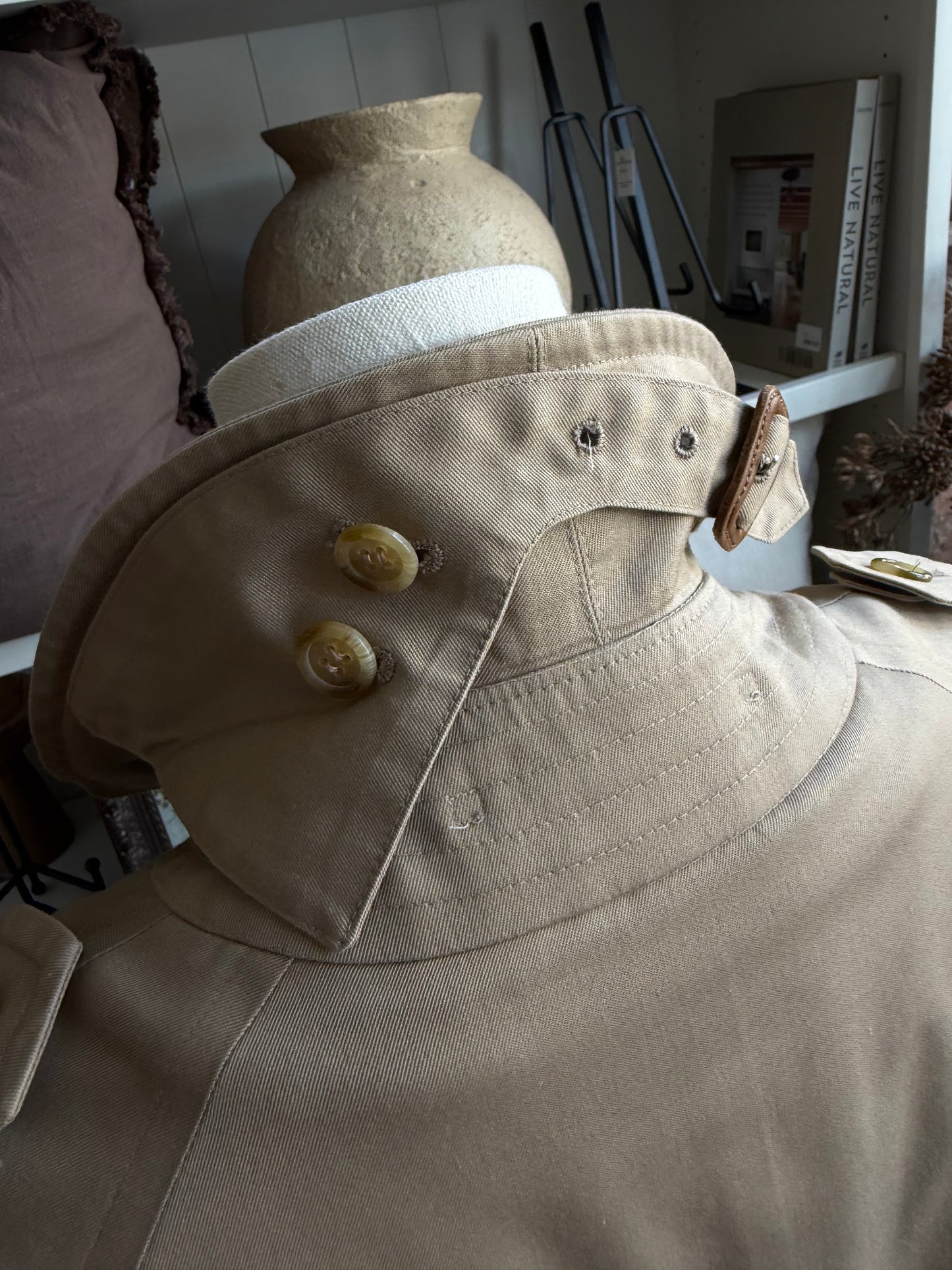 Vintage Burberry khaki trench with zip out wool lining. Fits M-XL