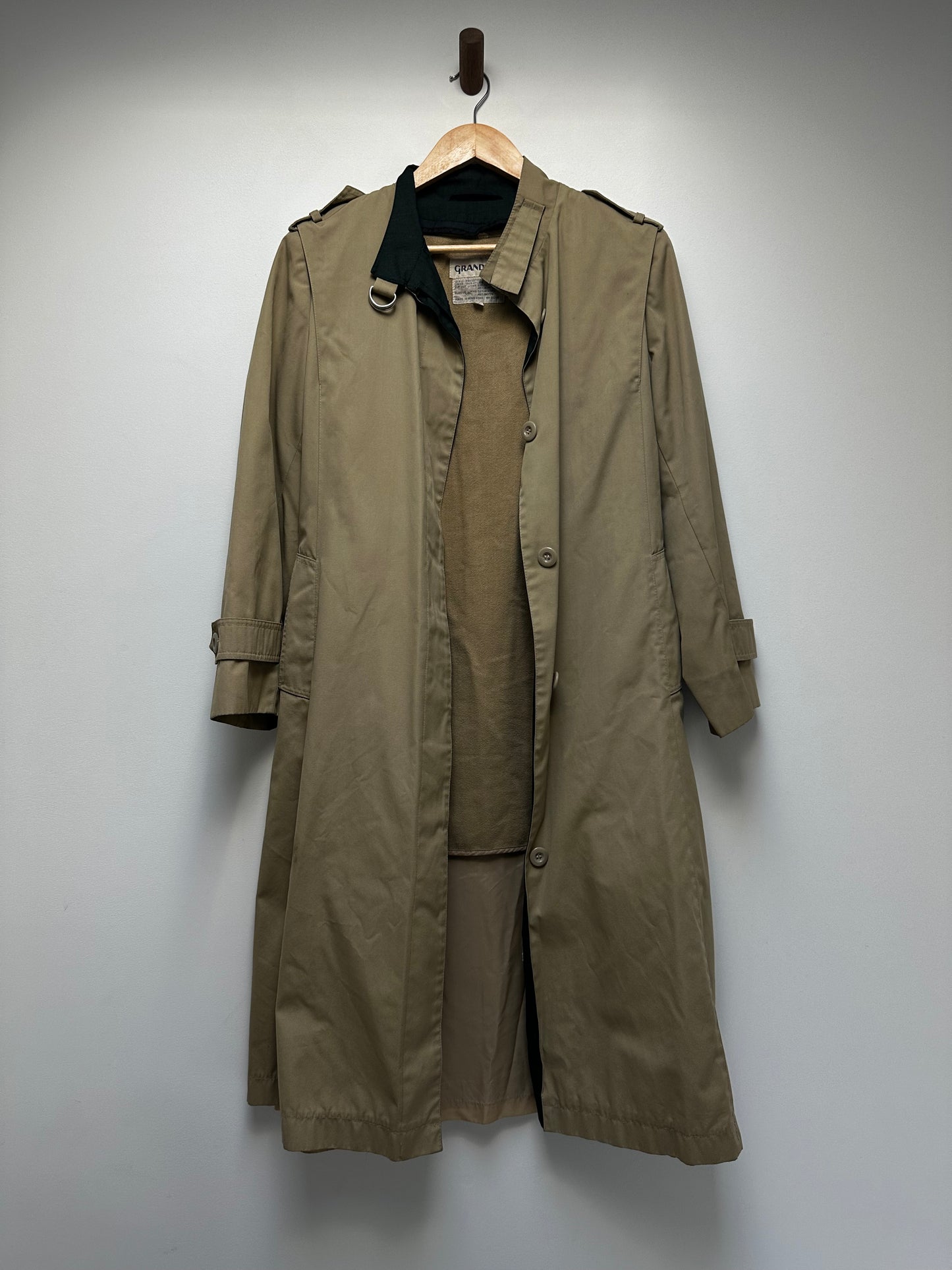 Vintage Grand Tier lined trench