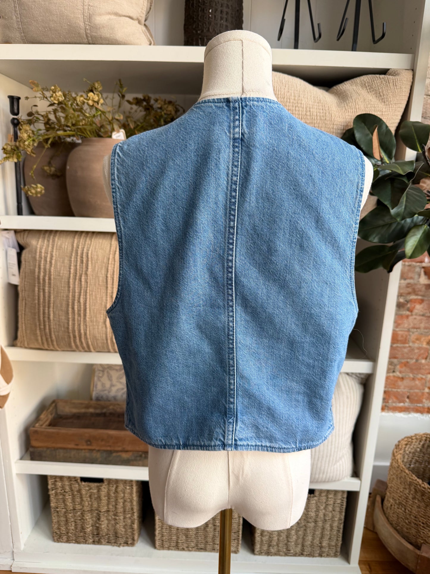 Game denim vest. Size Medium