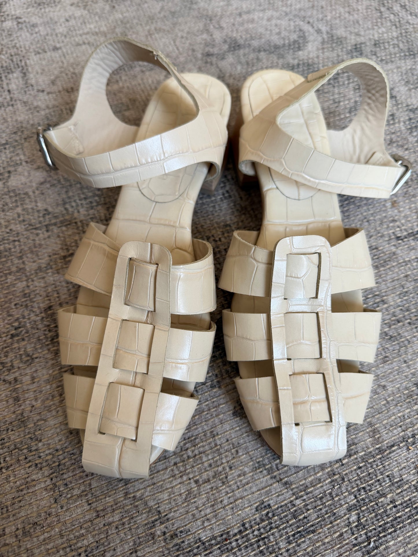 Freda Salvador Hattie block heel sandal in cream croc. Size 9. Only worn twice
