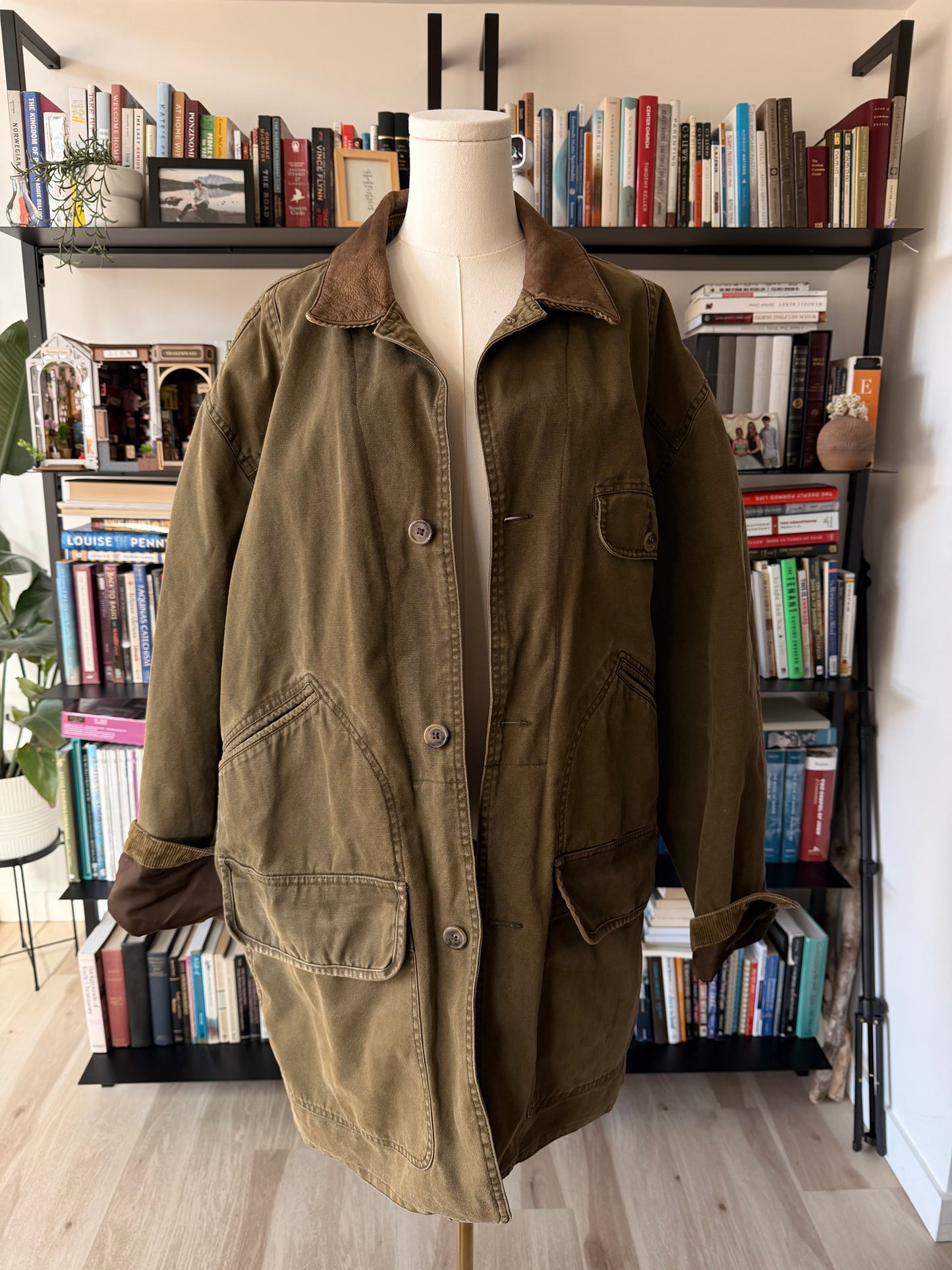 90s Banana Republic green barn coat. Made in Hong Kong