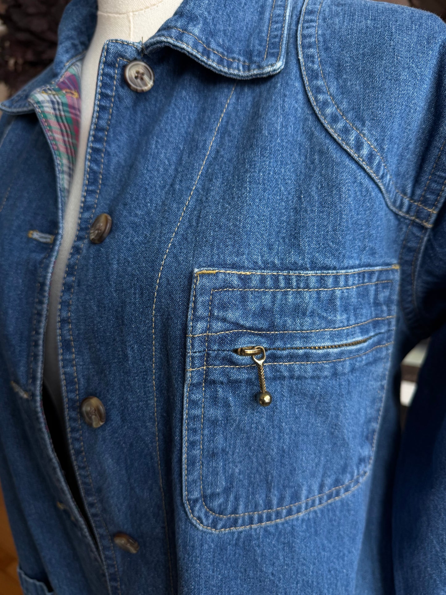 90s Cabin Creek denim chore coat. Fits XXS-S petite