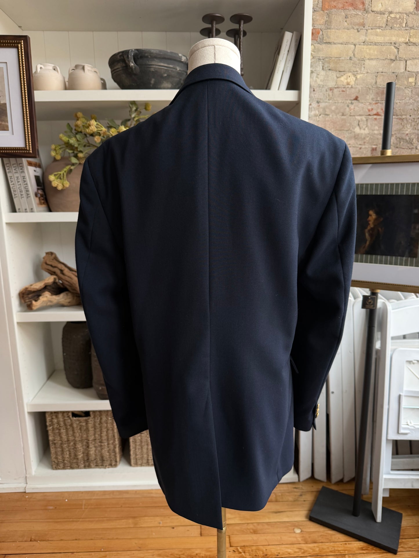 80s Hagaar lightweight navy wool blazer. Made in the USA
