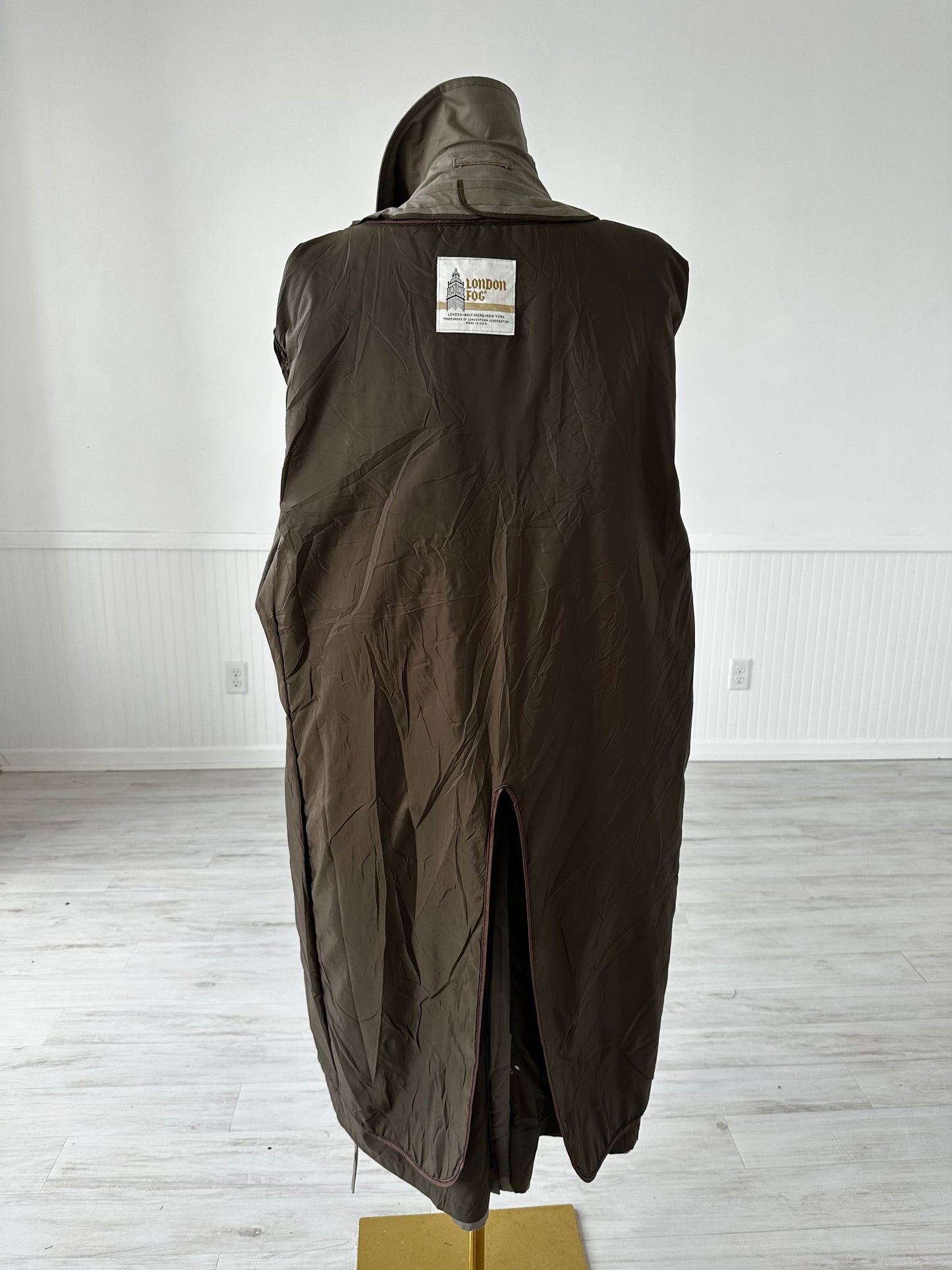 90s London Fog trench. Made in the USA