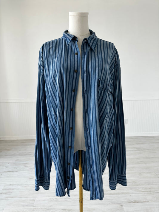 90s Dockers blue striped button down
