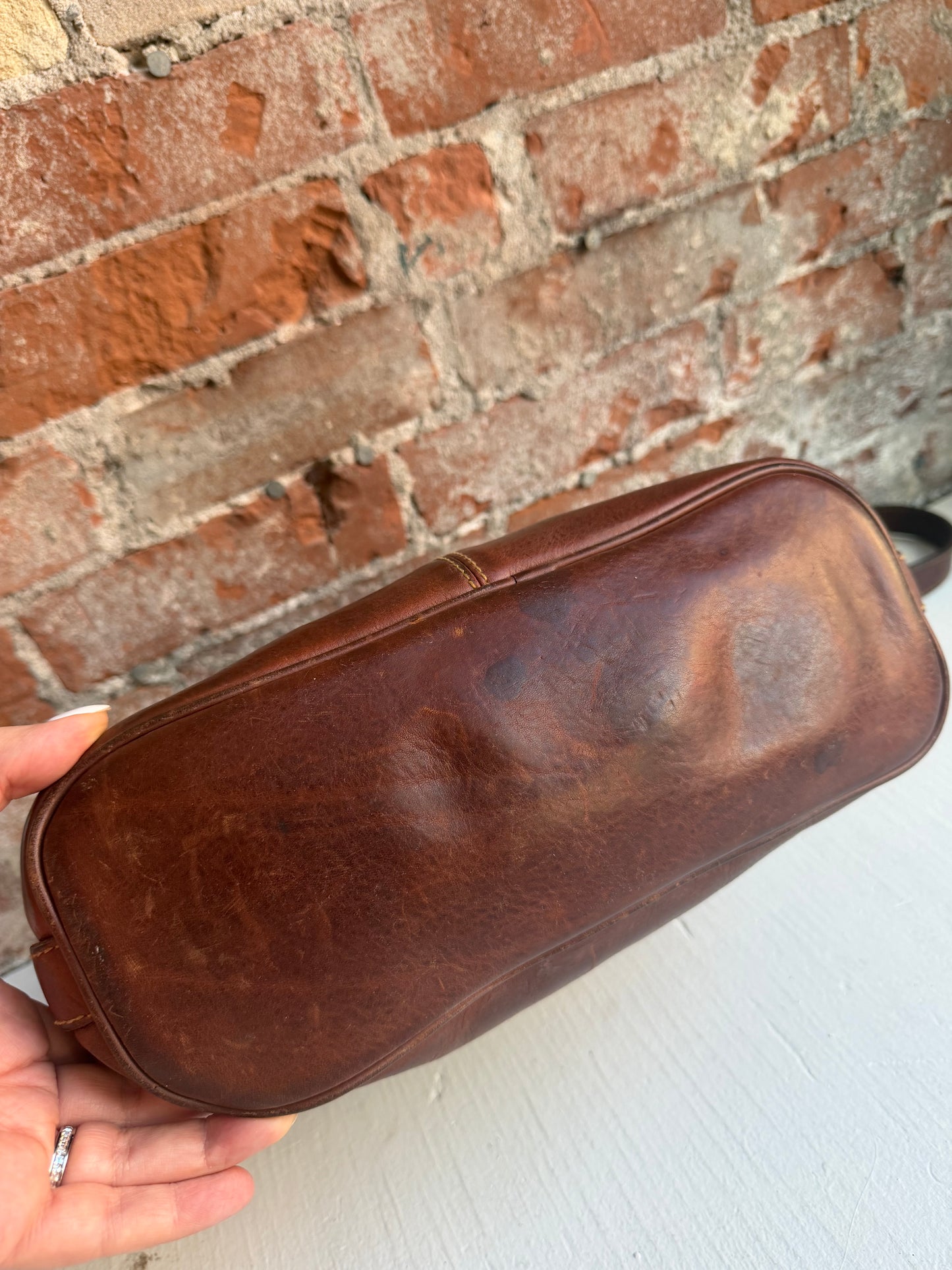Rare Ralph Lauren leather shoulder bag with brass hook closure