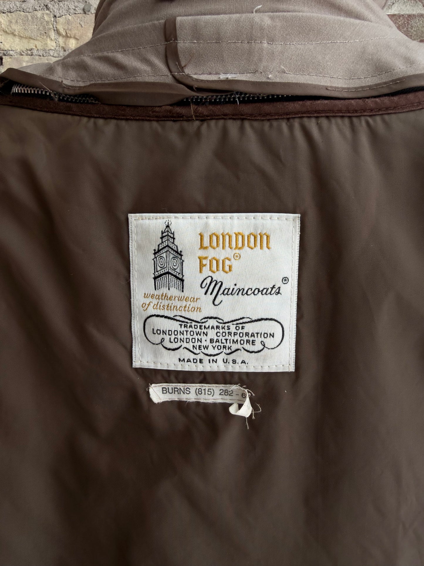 70s/80s short car coat trench with zip out insulated lining. Made in the USA