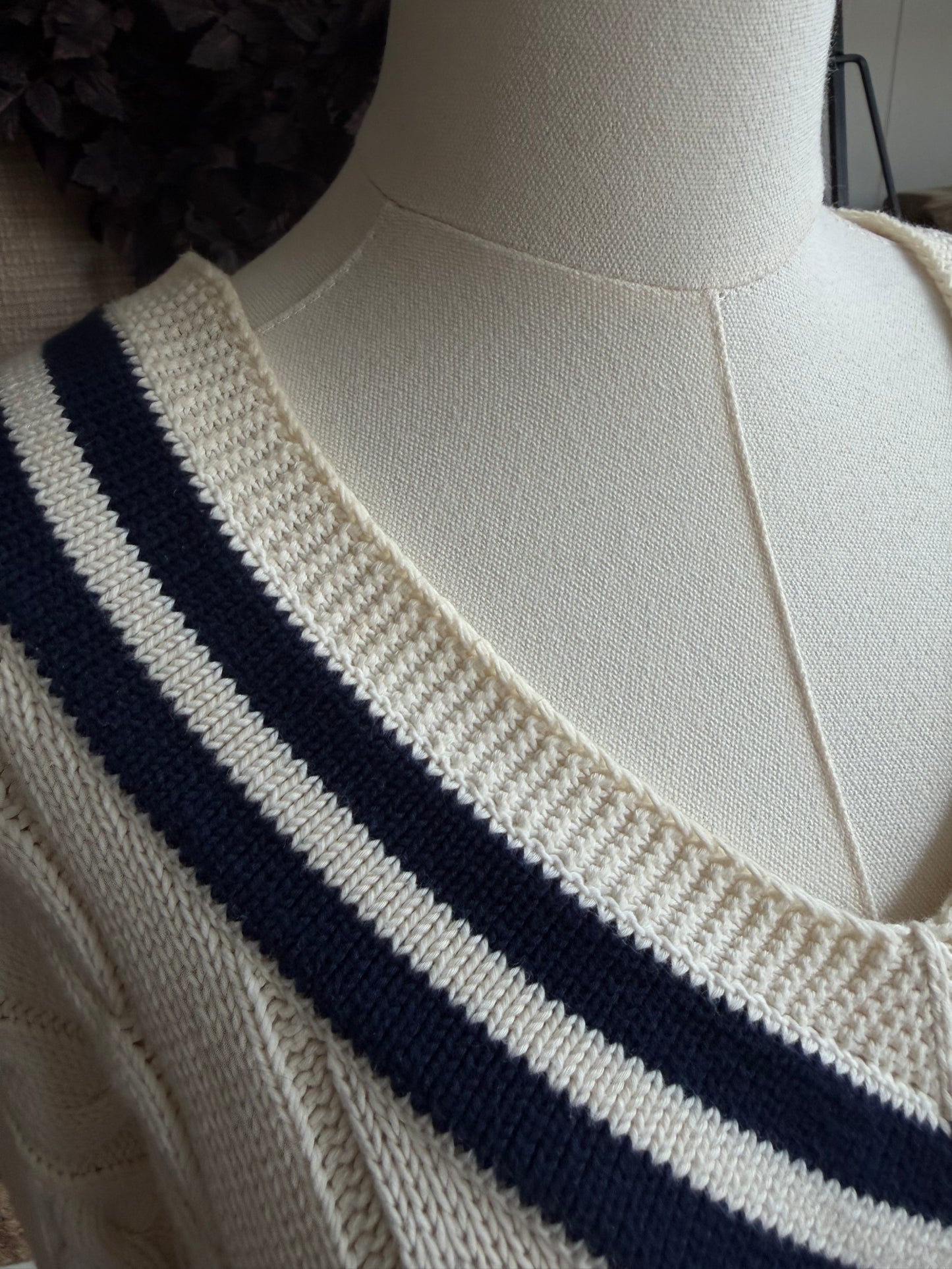 Polo Ralph Lauren navy and cream cotton cricket sweater. Fits M-XL