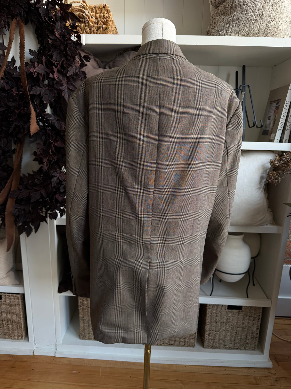 80s Chaps Ralph Lauren light weight wool blazer. Made in Canada. Fits M-XL