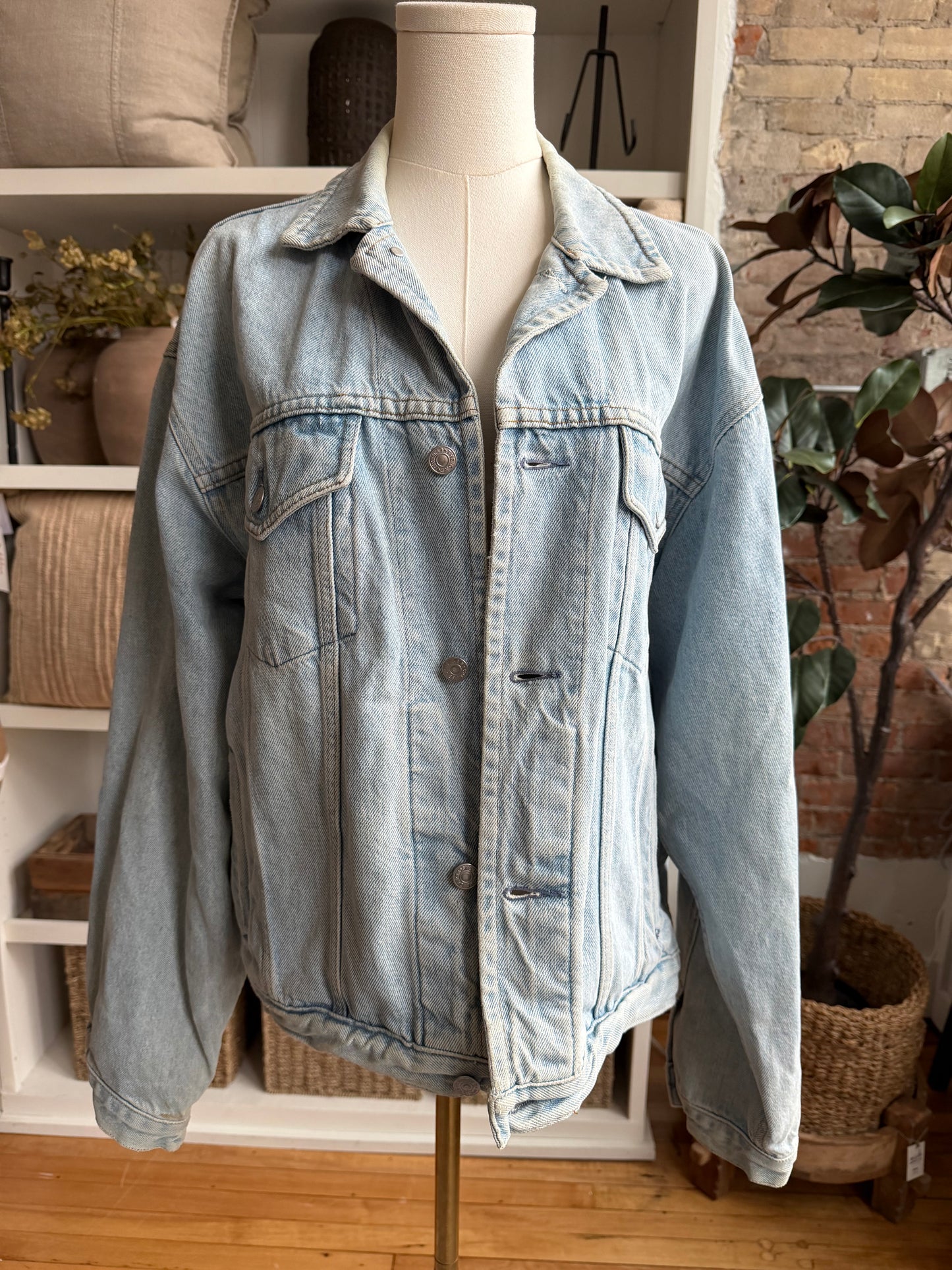 90s Gap light wash denim jacket