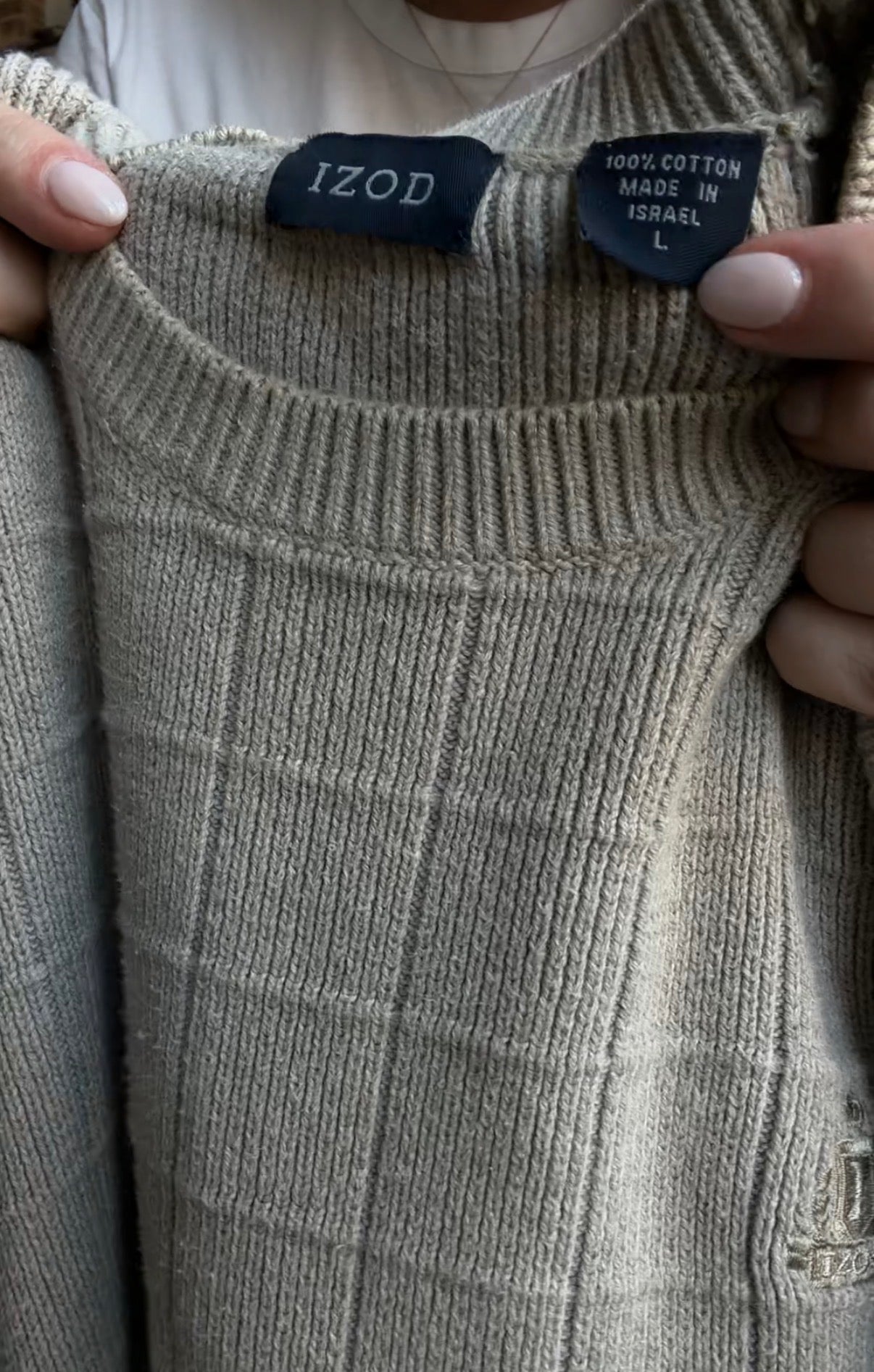 90s Izod Cotton sweater. Made in Isreal. Fits M-XL