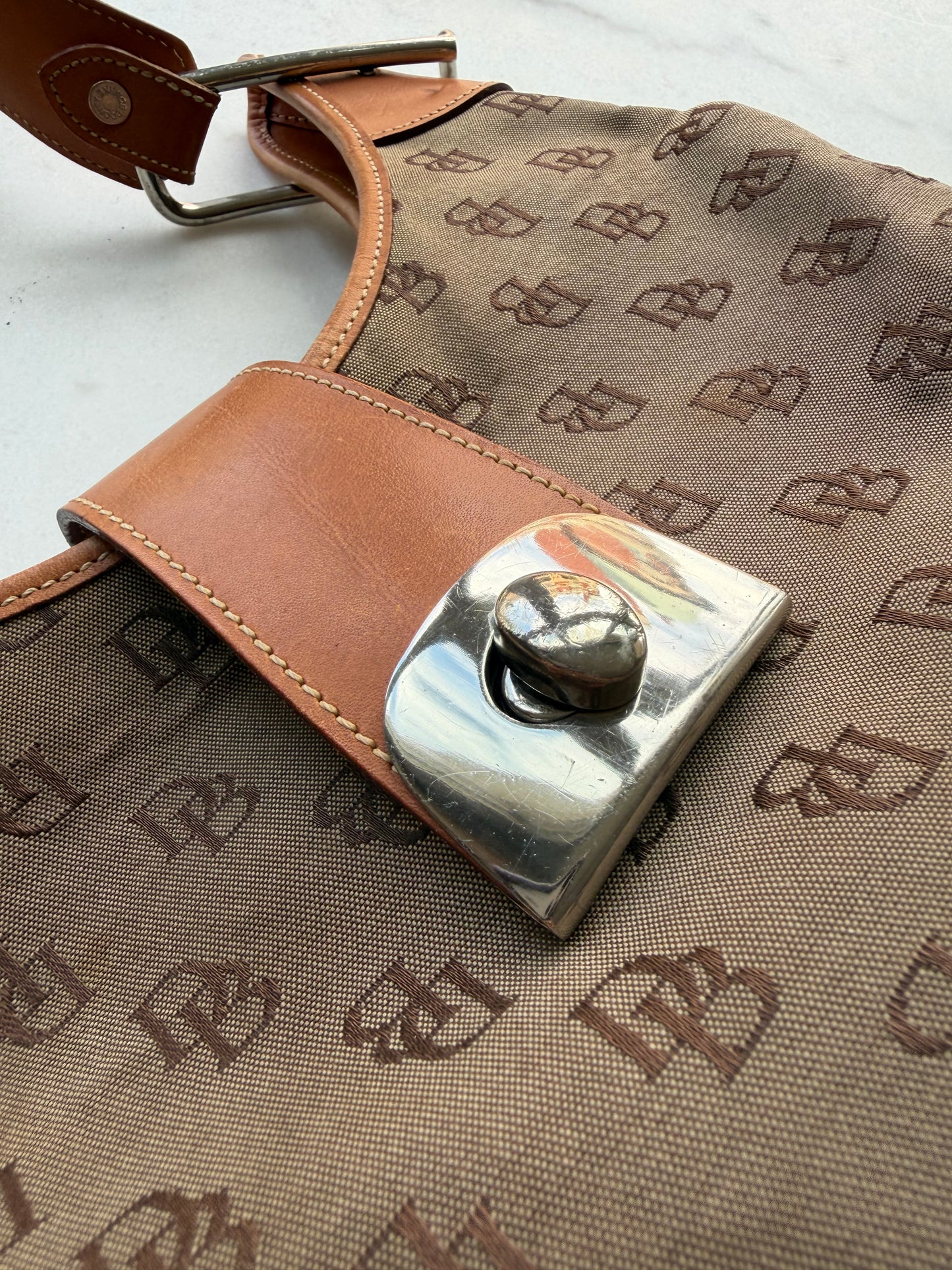 90s Dooney and Bourke monogram shoulder bag. Made in the USA