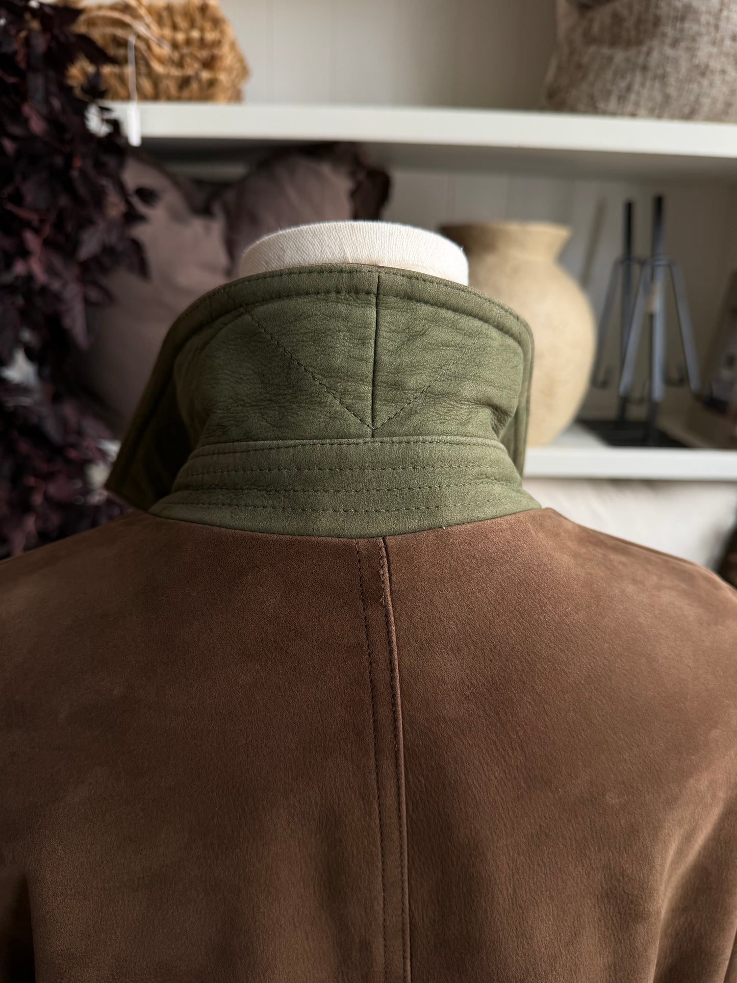 90s Land’s End leather barn coat. Fits S-L