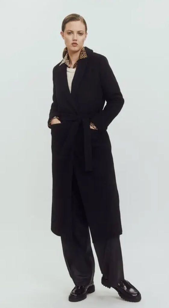Reformation black wool Downing coat. Size Large