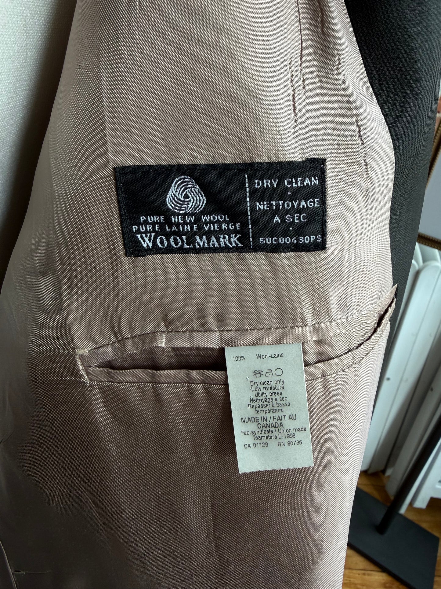 90s Calvin Klein wool blazer. Made in Canada