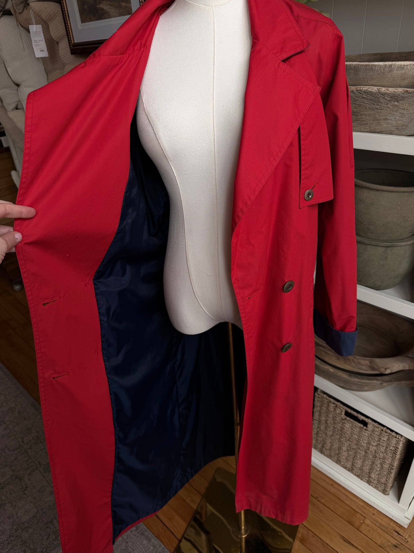 80s Fleet Street red trench with navy details. Made in Korea