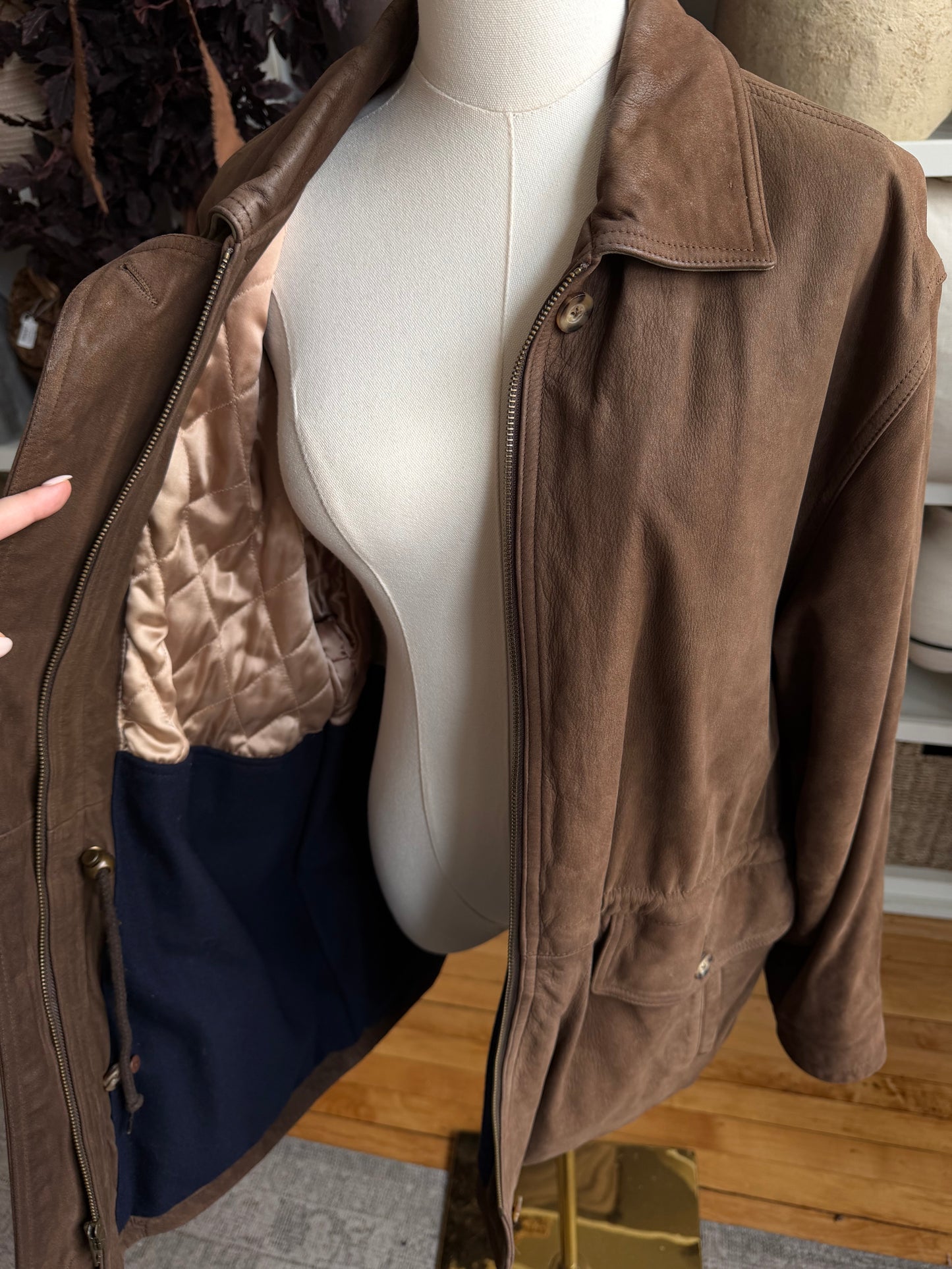 90s Land’s End leather barn coat. Fits S-L