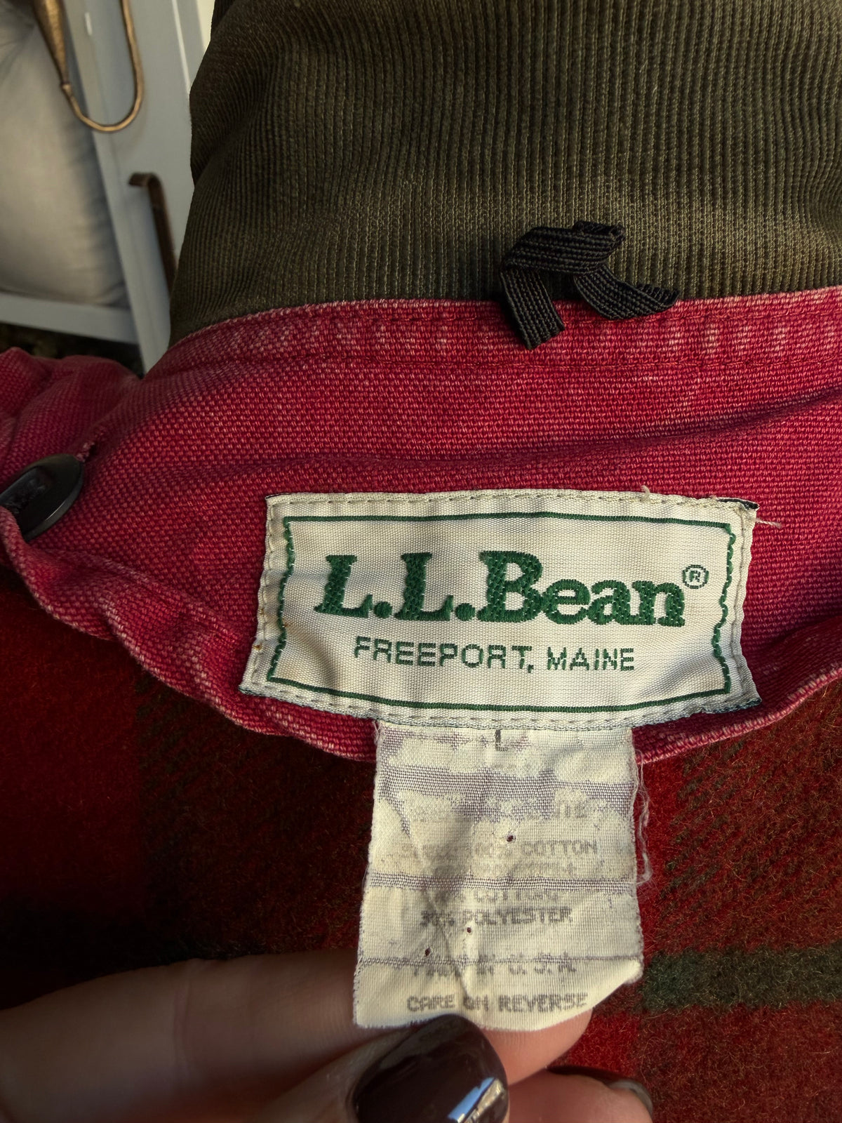 80s LL Bean red barn coat with removable wool lining. Made in the USA. Fits M-XL