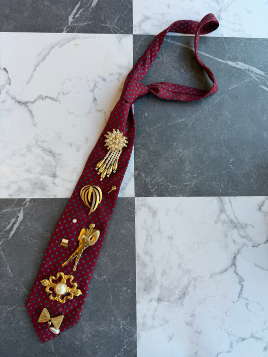 Vintage silk brooch tie