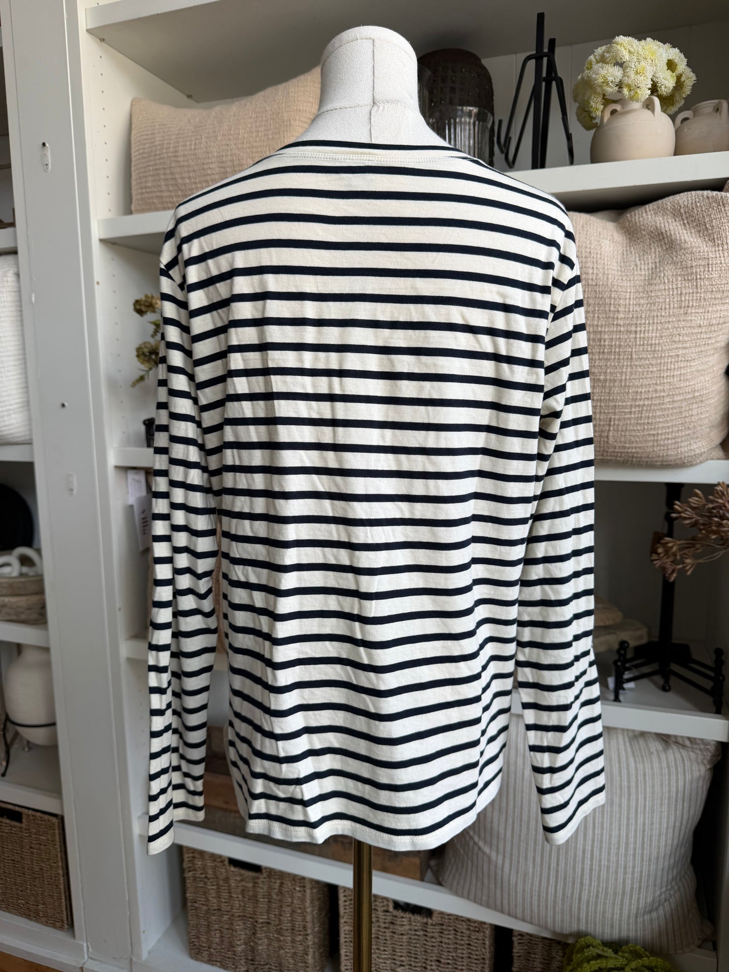 Kule Boyfriend top in cream and navy stripe. Size Large (runs small). Never worn