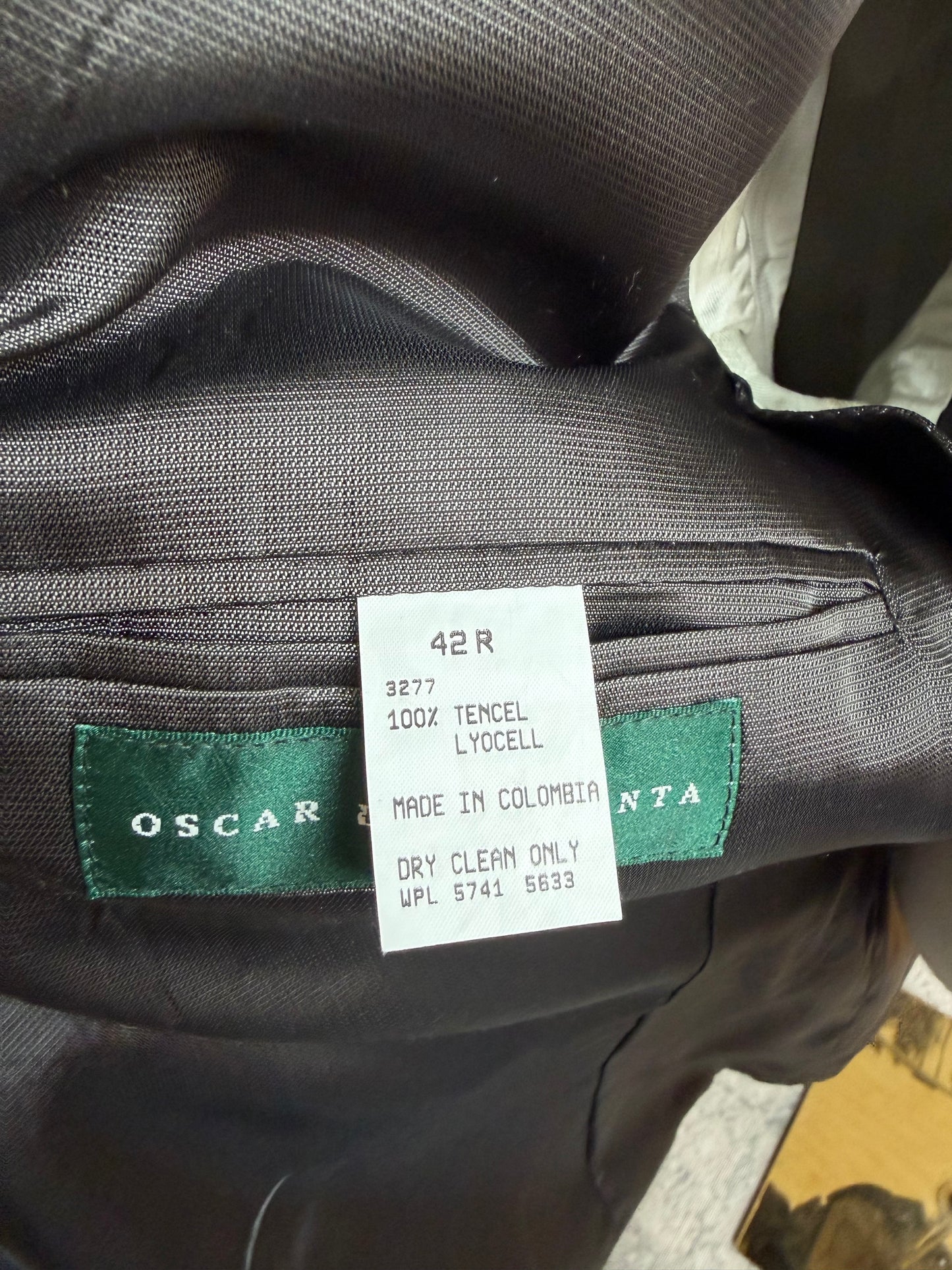 90s Oscar de la Renta Tencel Lyocell navy blazer