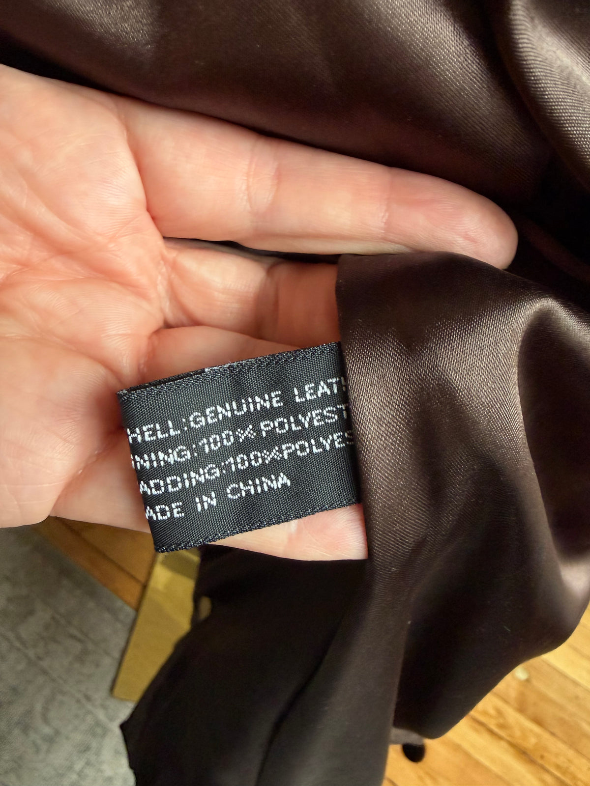 90s Synergy brown leather trench. Fits S-L