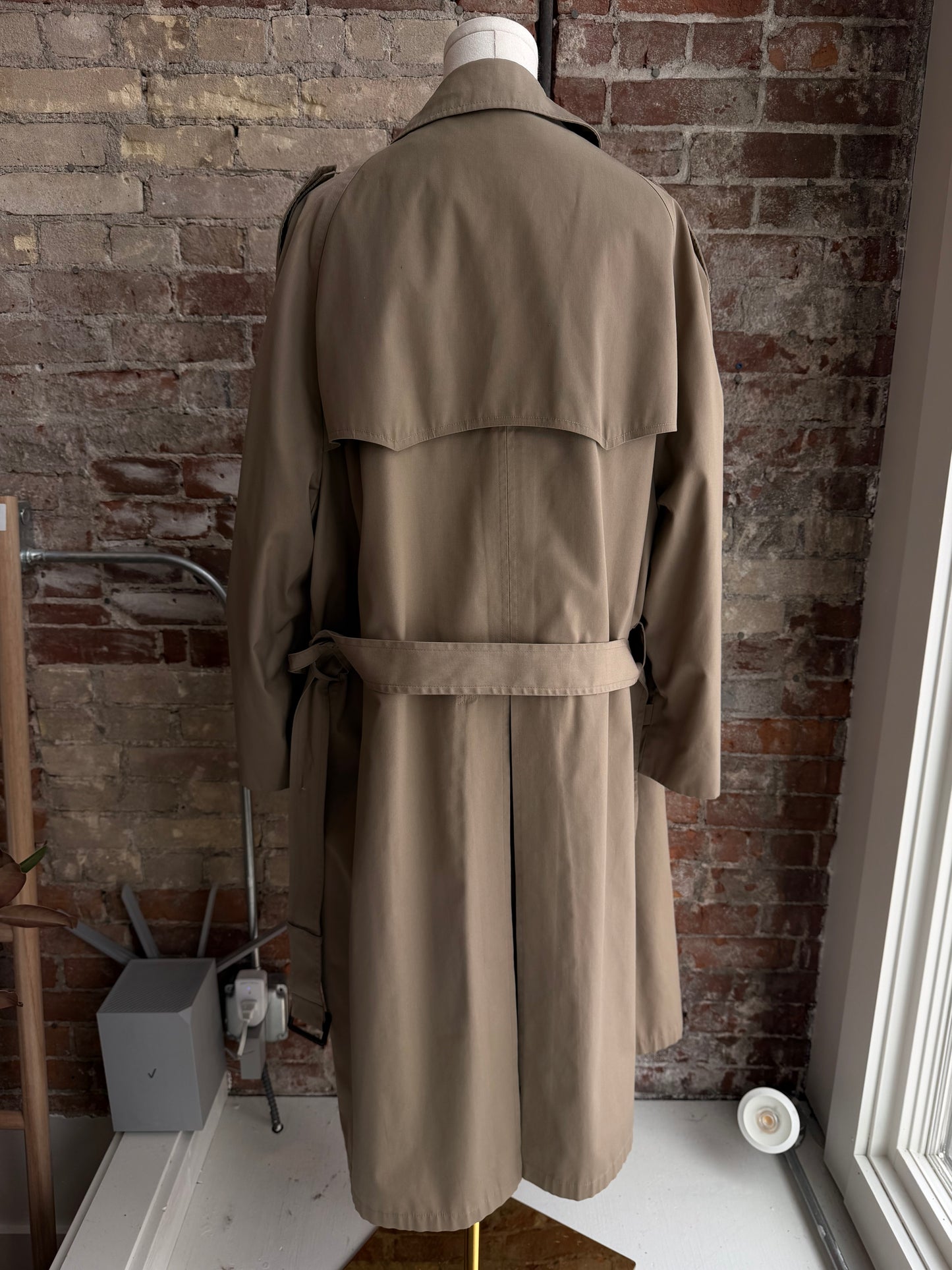 60s/70s Botany 500 trench with zip out lining. Made in USA